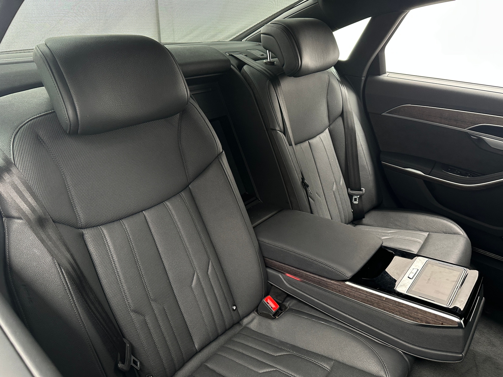 Thumbnail: 2021 Audi A8 - 5
