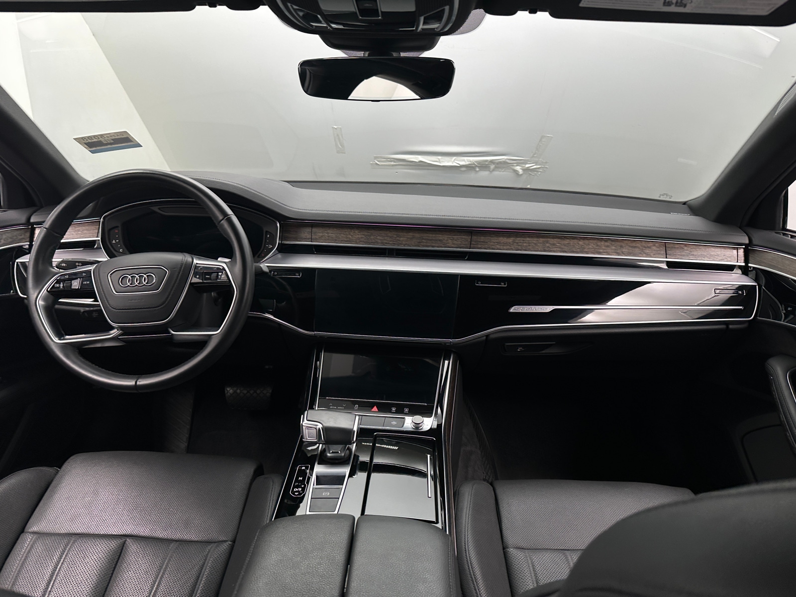 Thumbnail: 2021 Audi A8 - 2