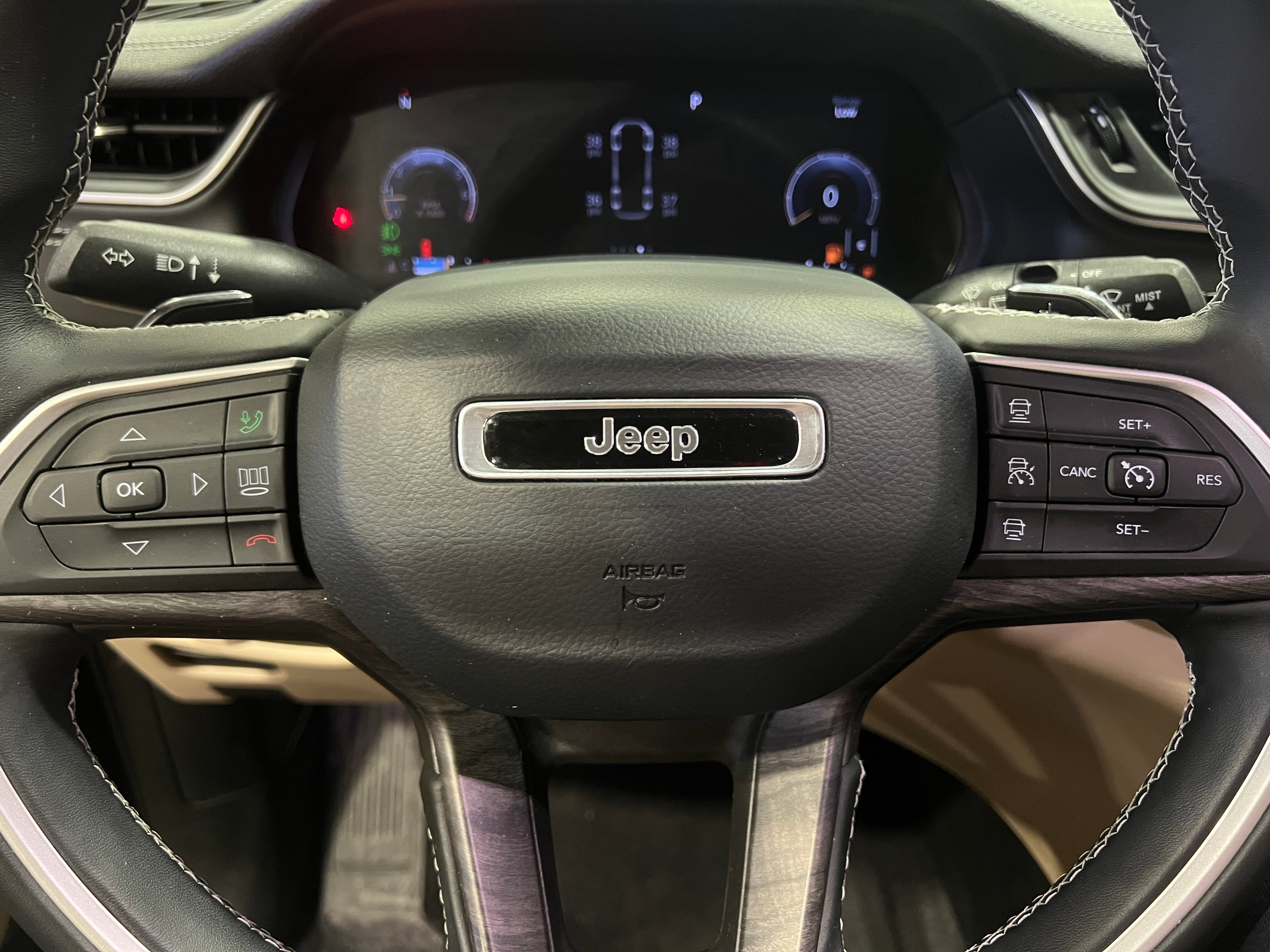 2021 Jeep Grand Cherokee L Limited Edition 4