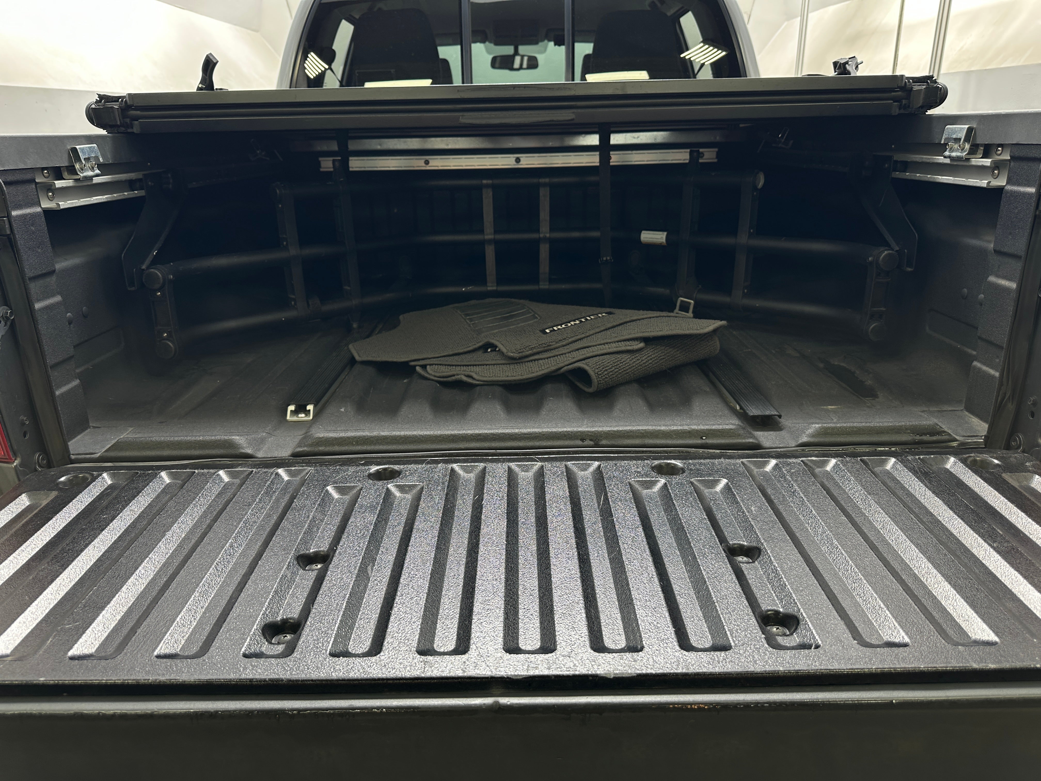 2017 Nissan Frontier SV 7