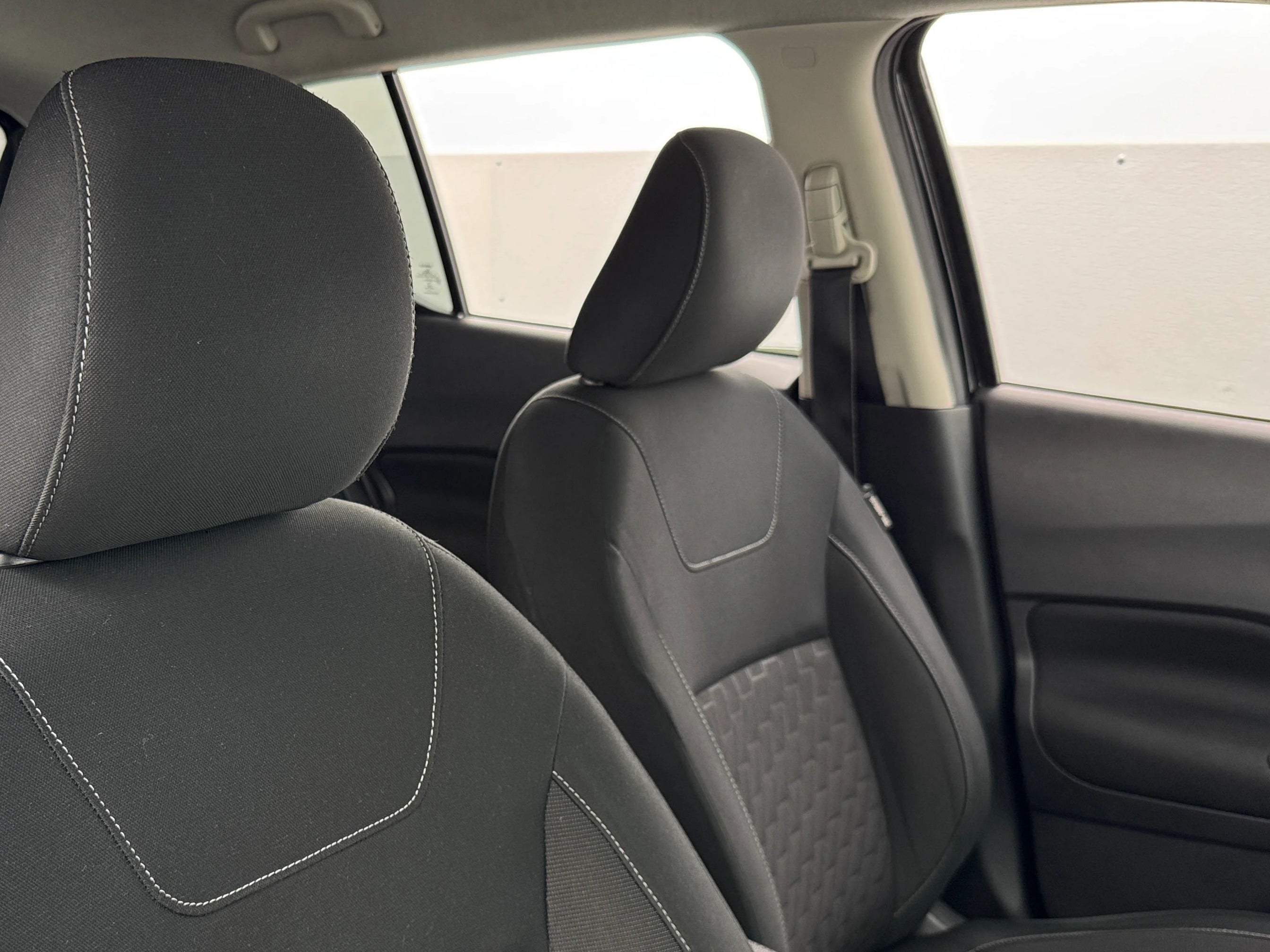2021 Nissan Kicks S 2