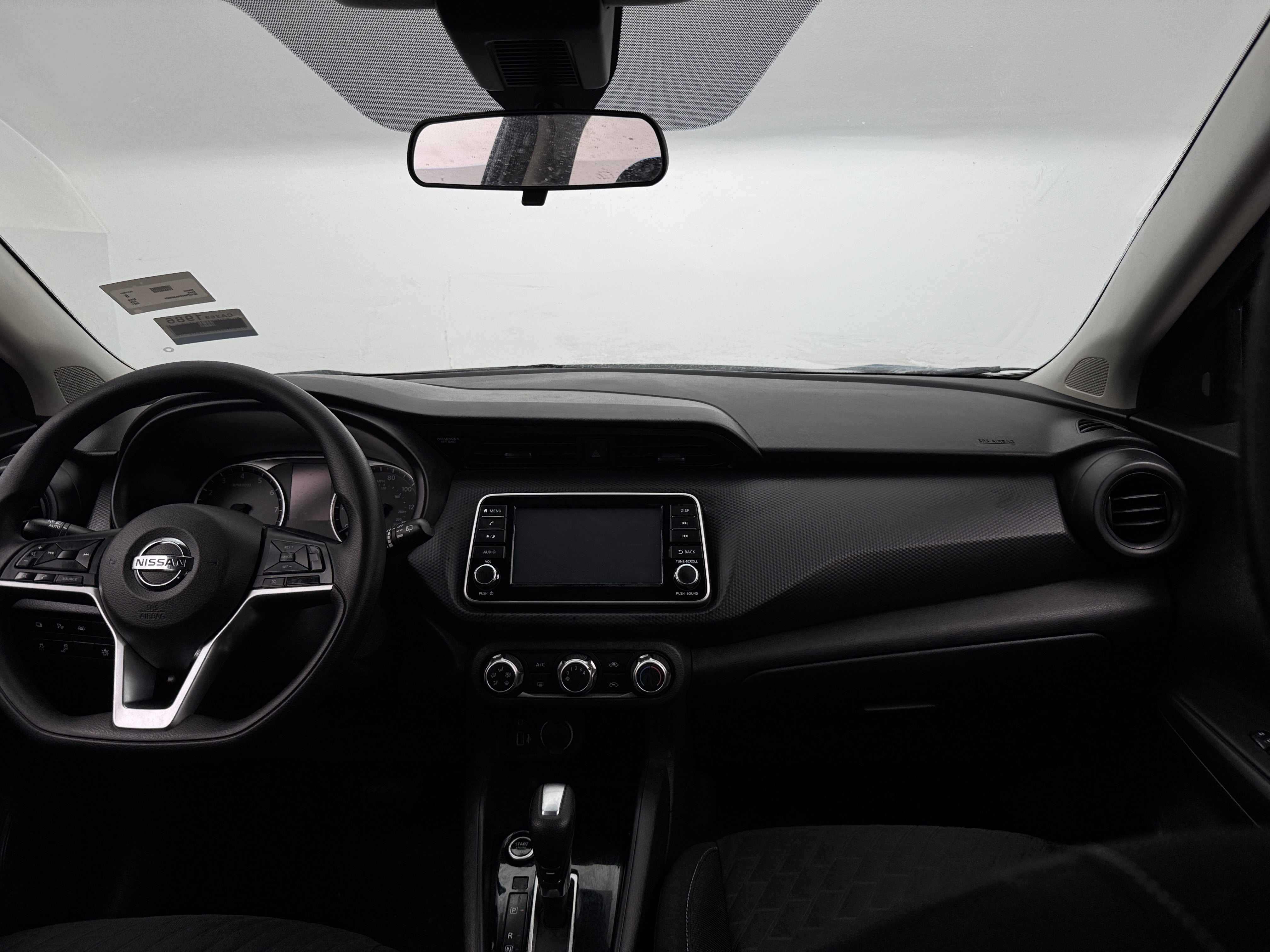 2021 Nissan Kicks S 3