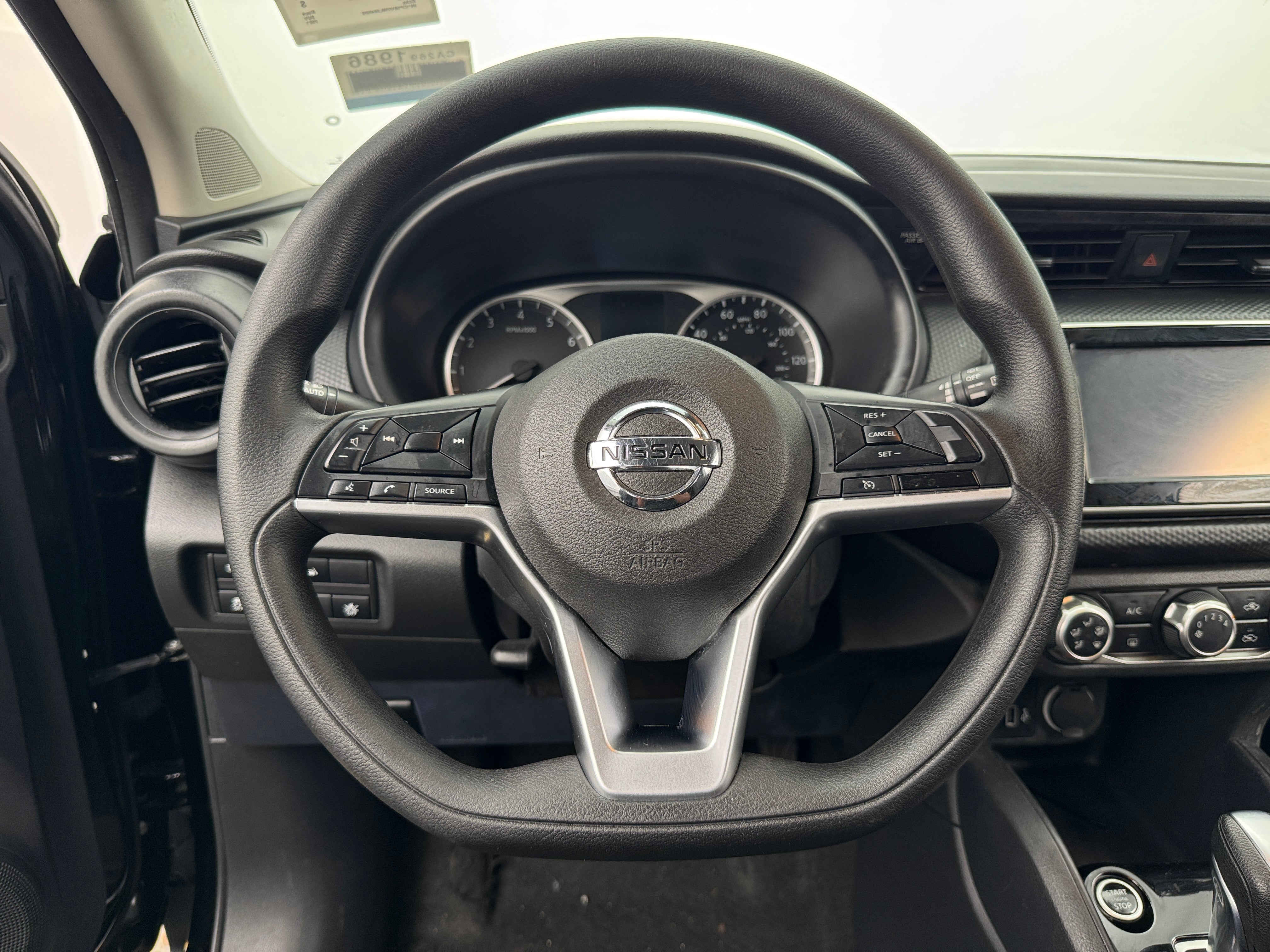 2021 Nissan Kicks S 5