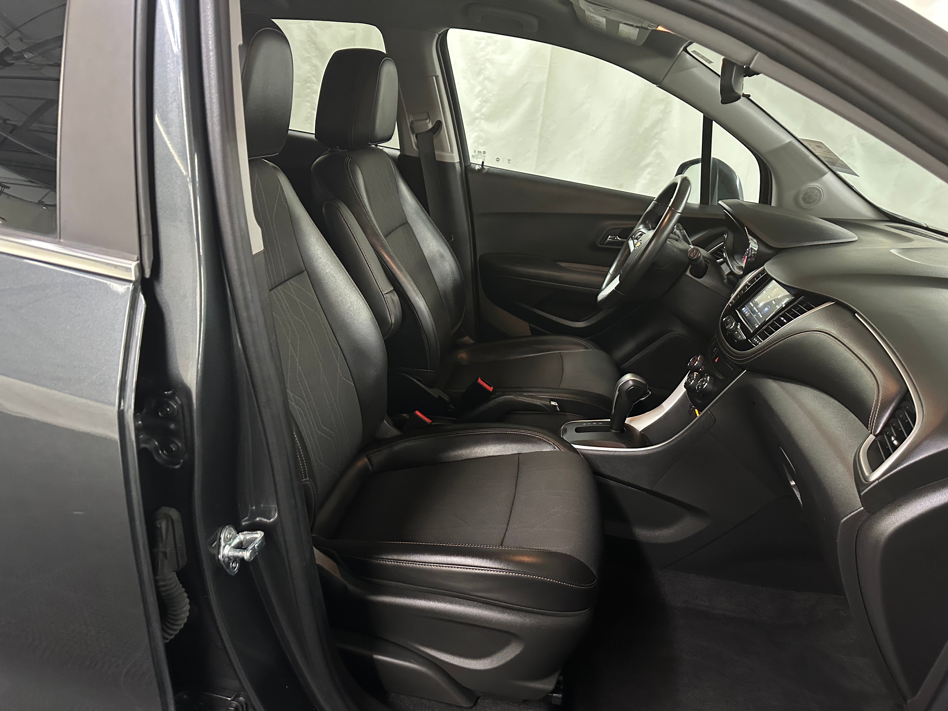 2018 Chevrolet Trax LT 2