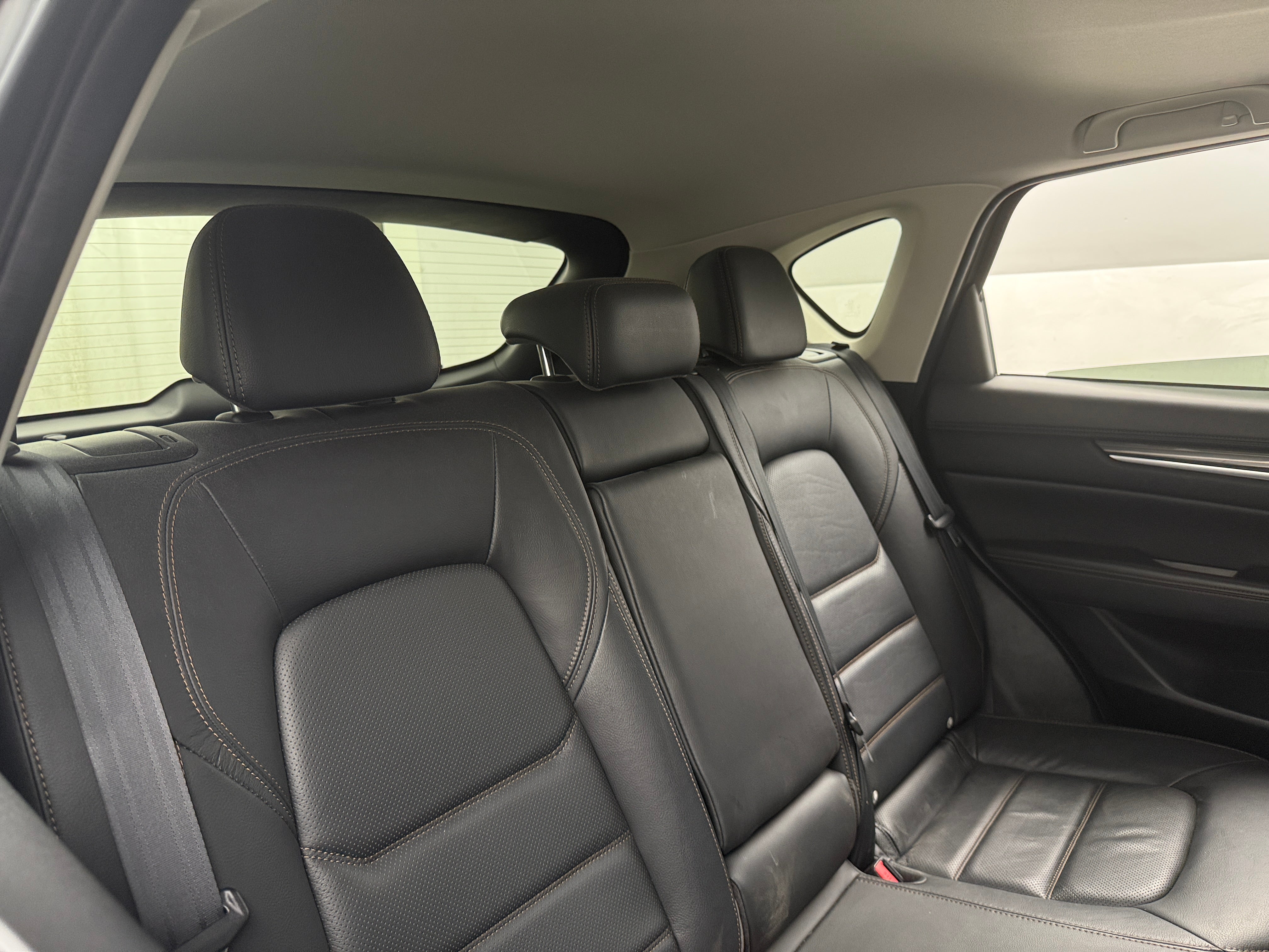 2022 Mazda CX-5 S Premium 5