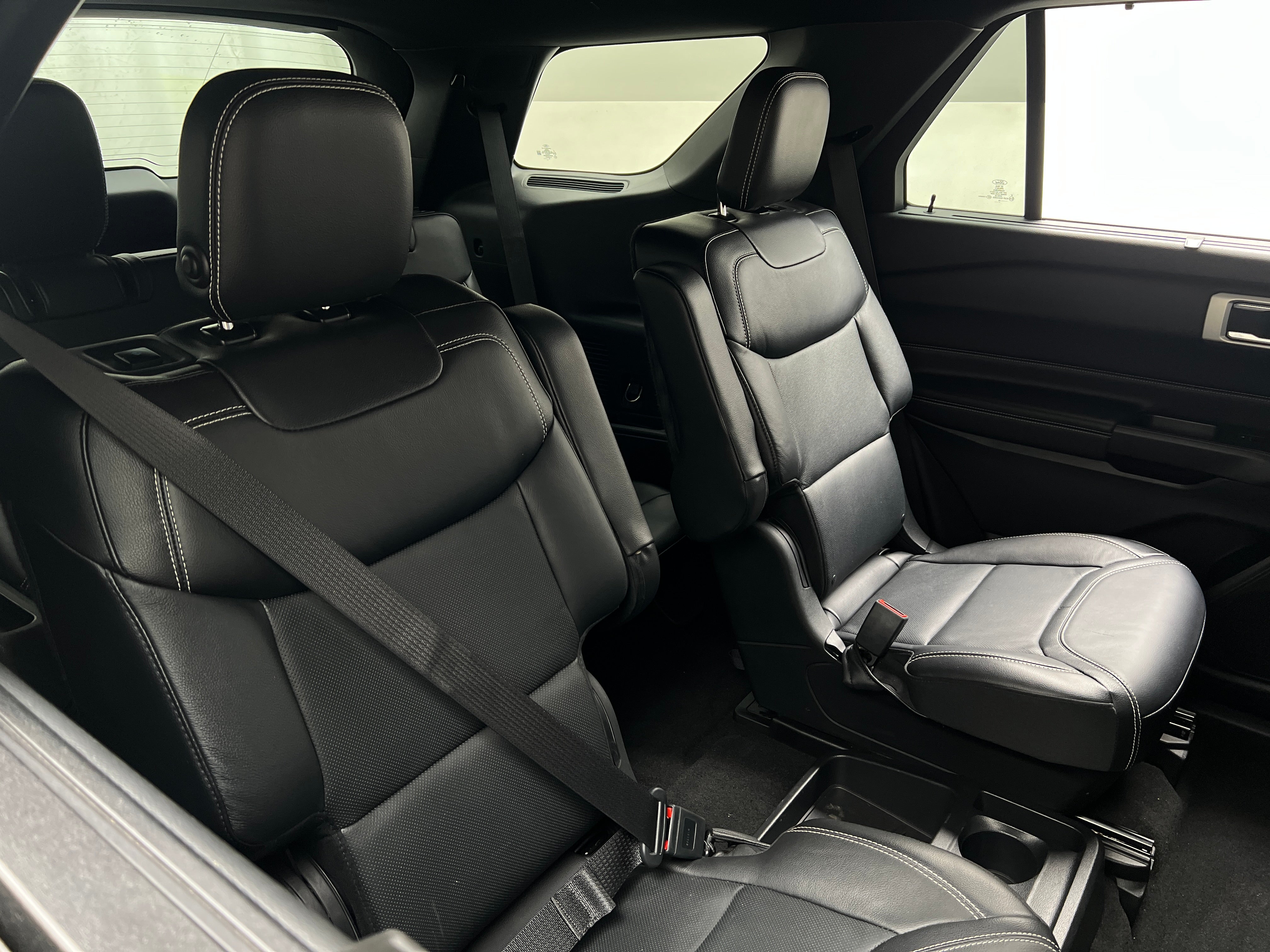 2020 Ford Explorer ST 5