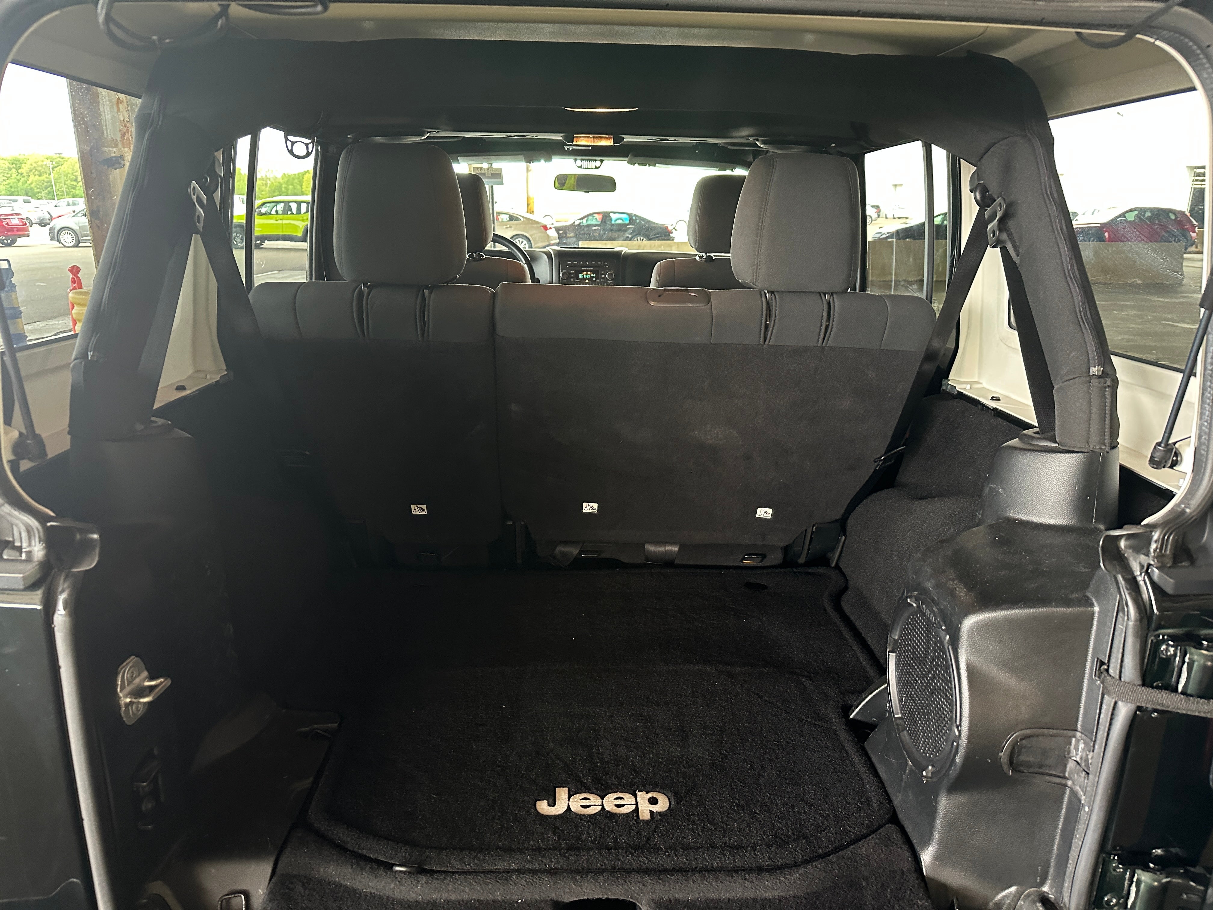2012 Jeep Wrangler Unlimited Rubicon 7