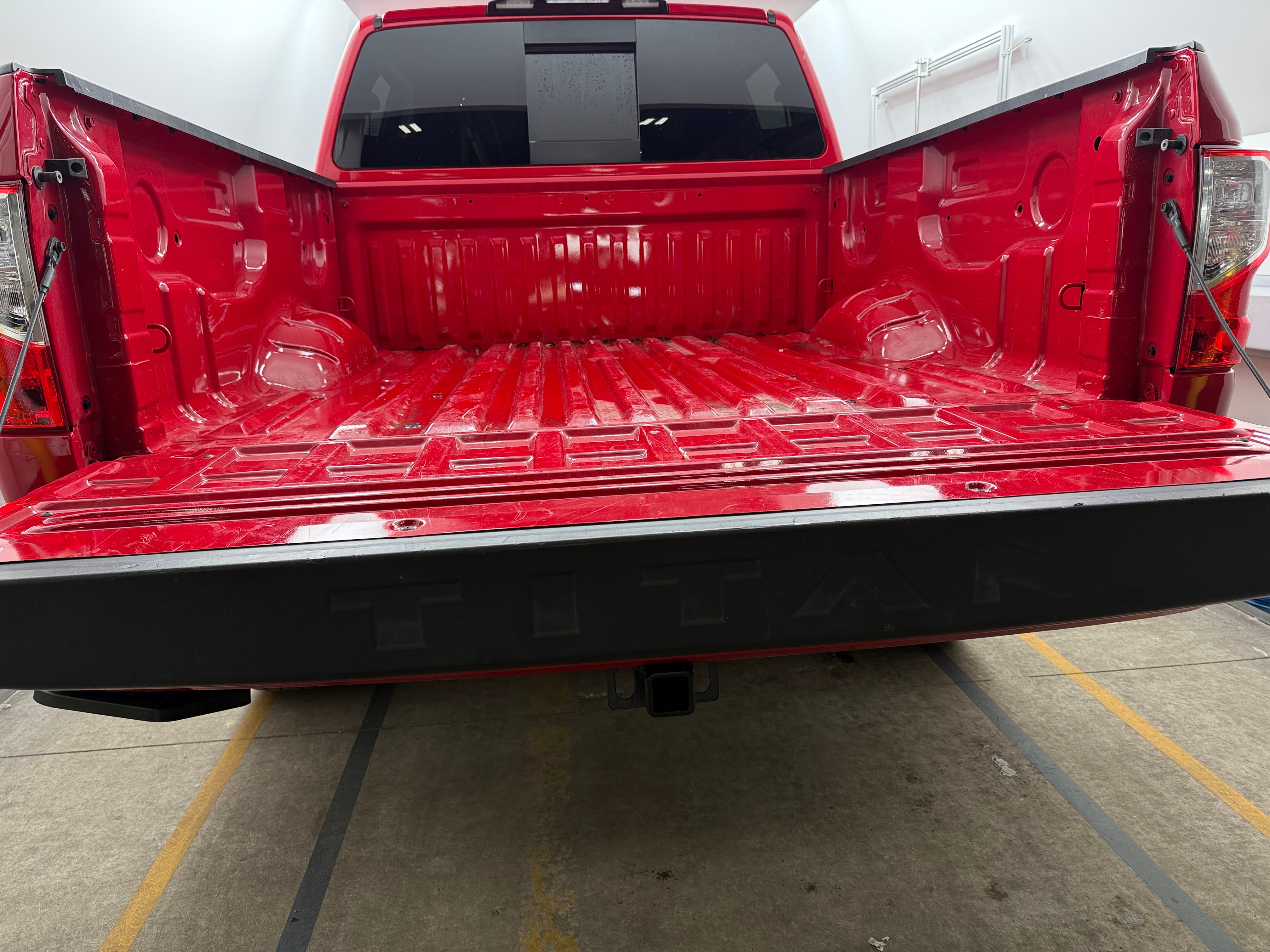 2022 Nissan Titan SV 7