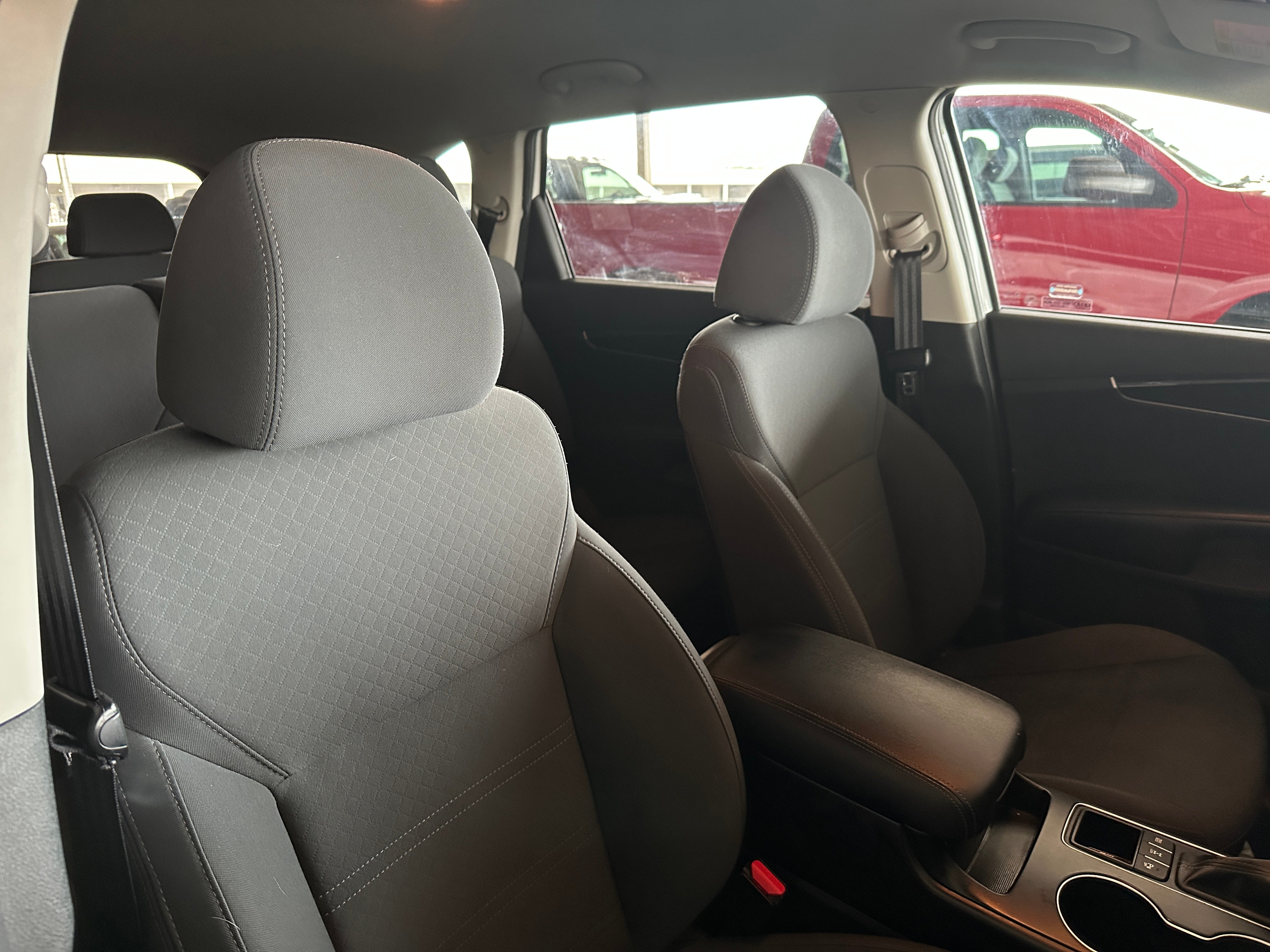 2019 Kia Sorento LX 2