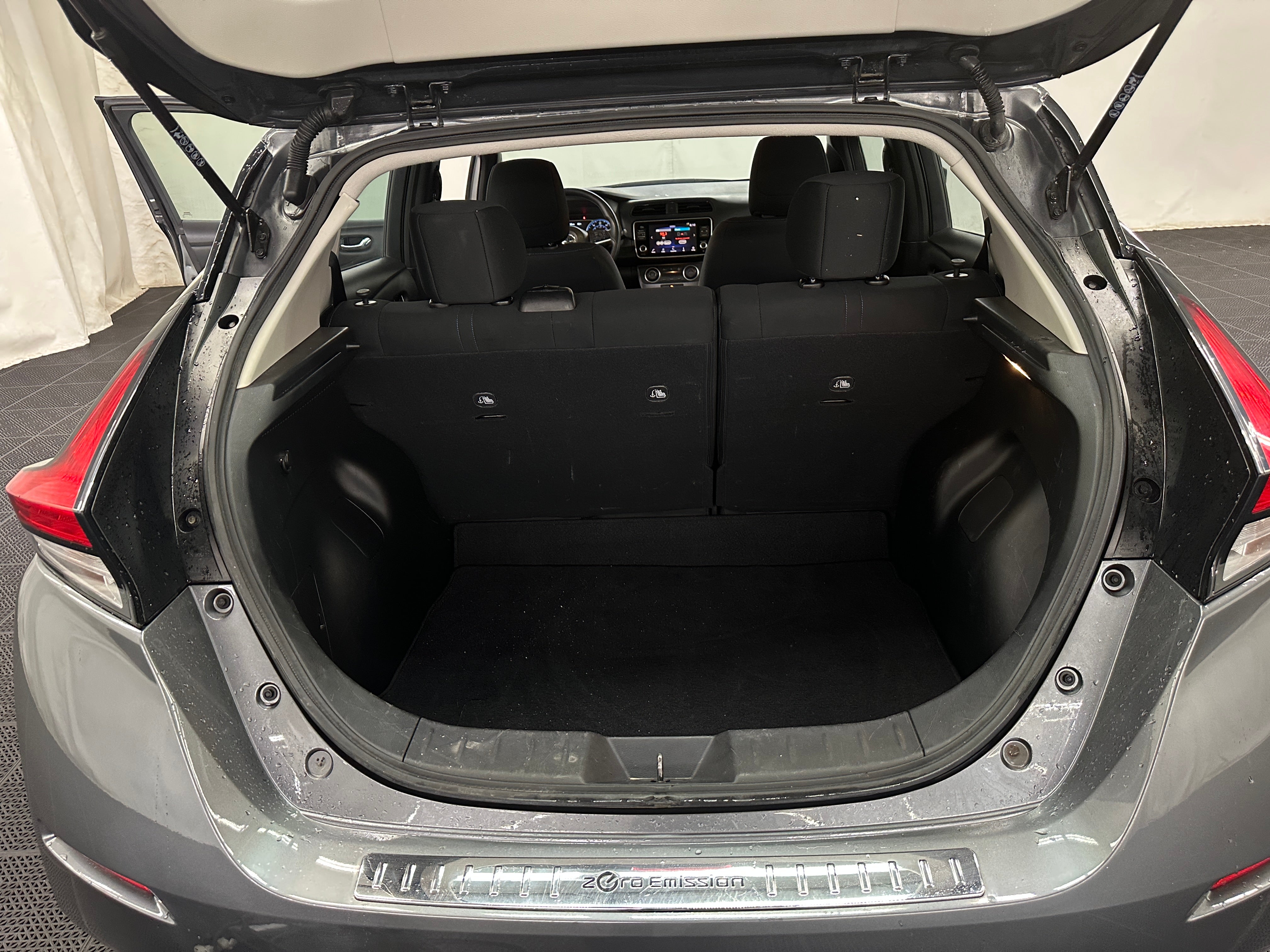 2019 Nissan Leaf S Plus 7