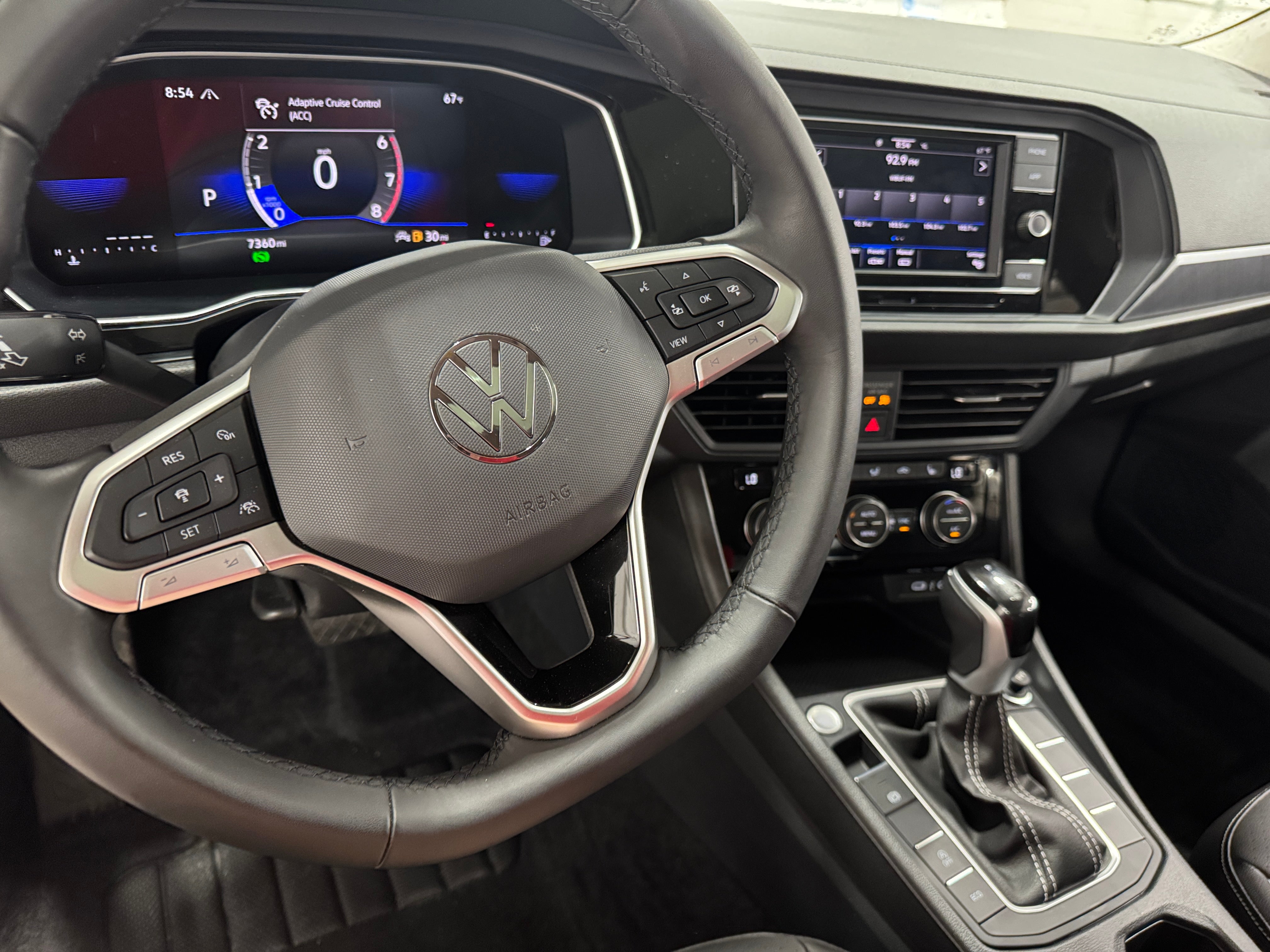 2024 Volkswagen Jetta SE 2