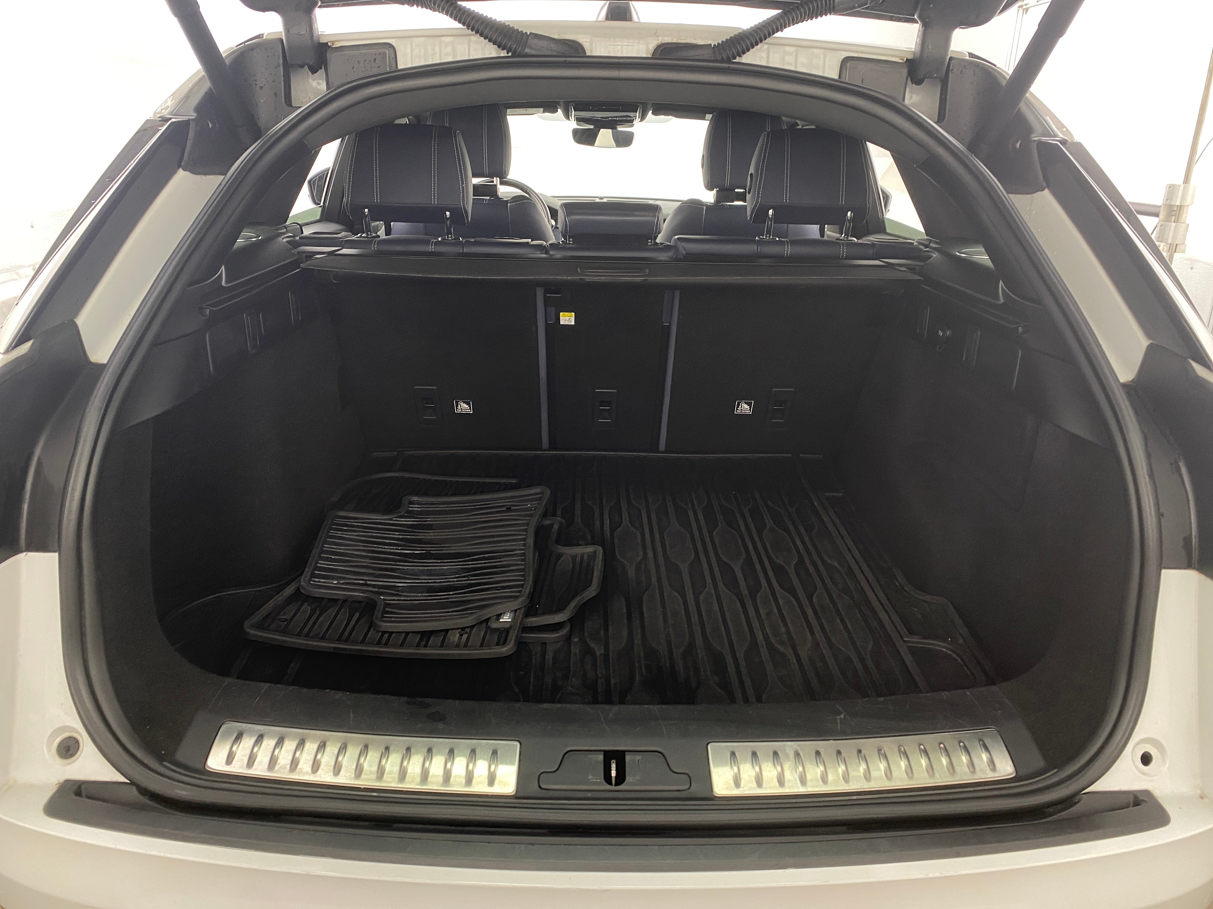 2020 Land Rover Range Rover Velar R-Dynamic S 6
