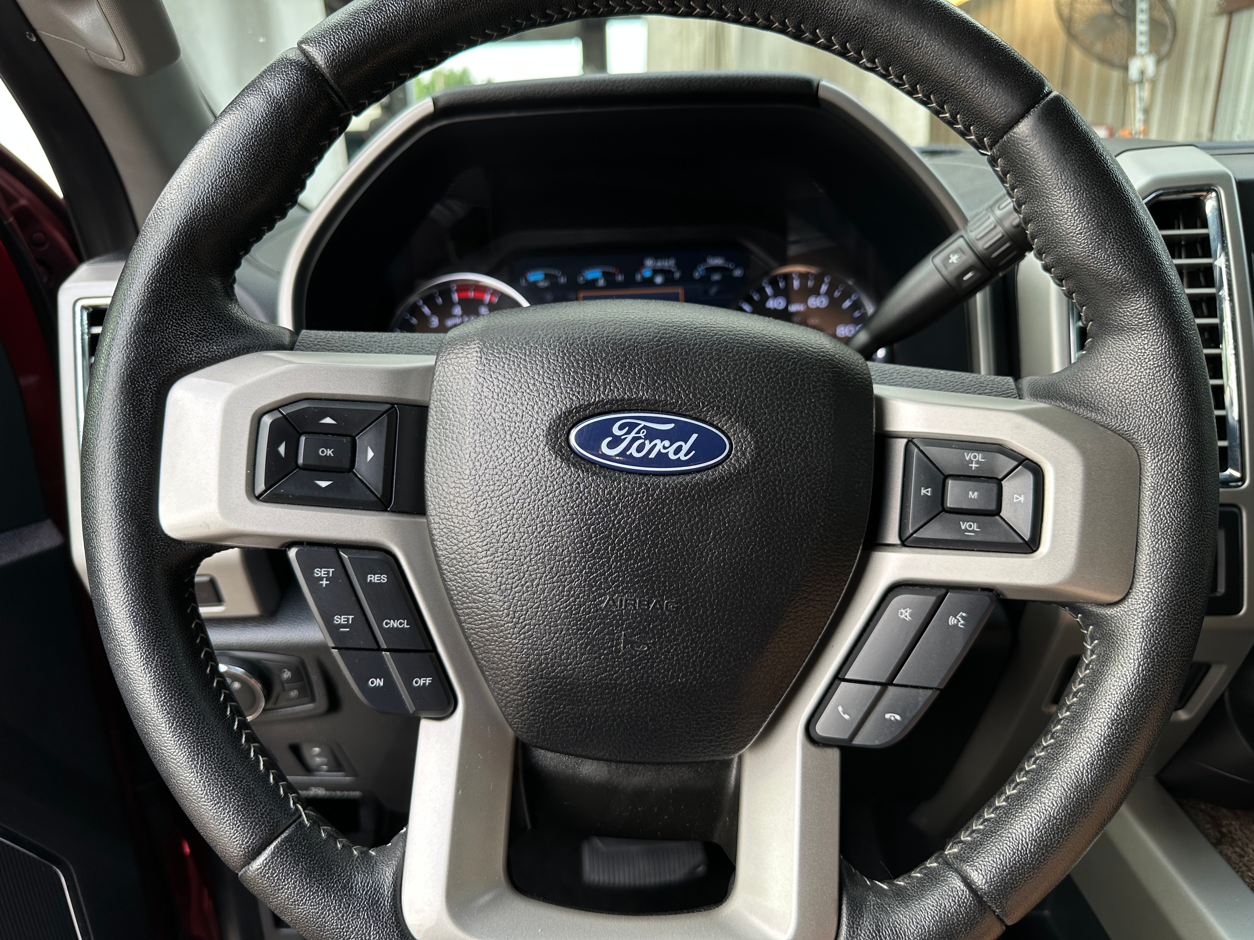 2017 Ford Econoline E-250 4