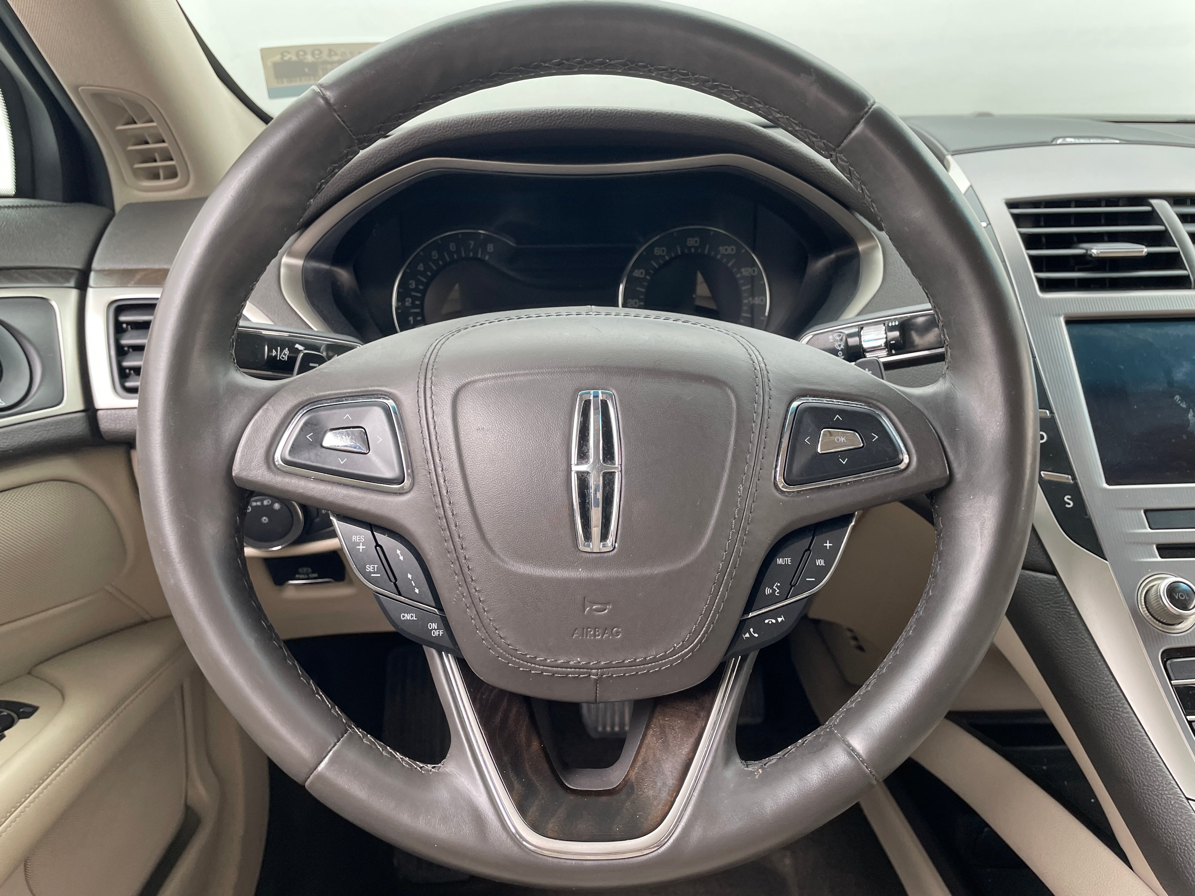 2020 Lincoln MKZ Reserve 4