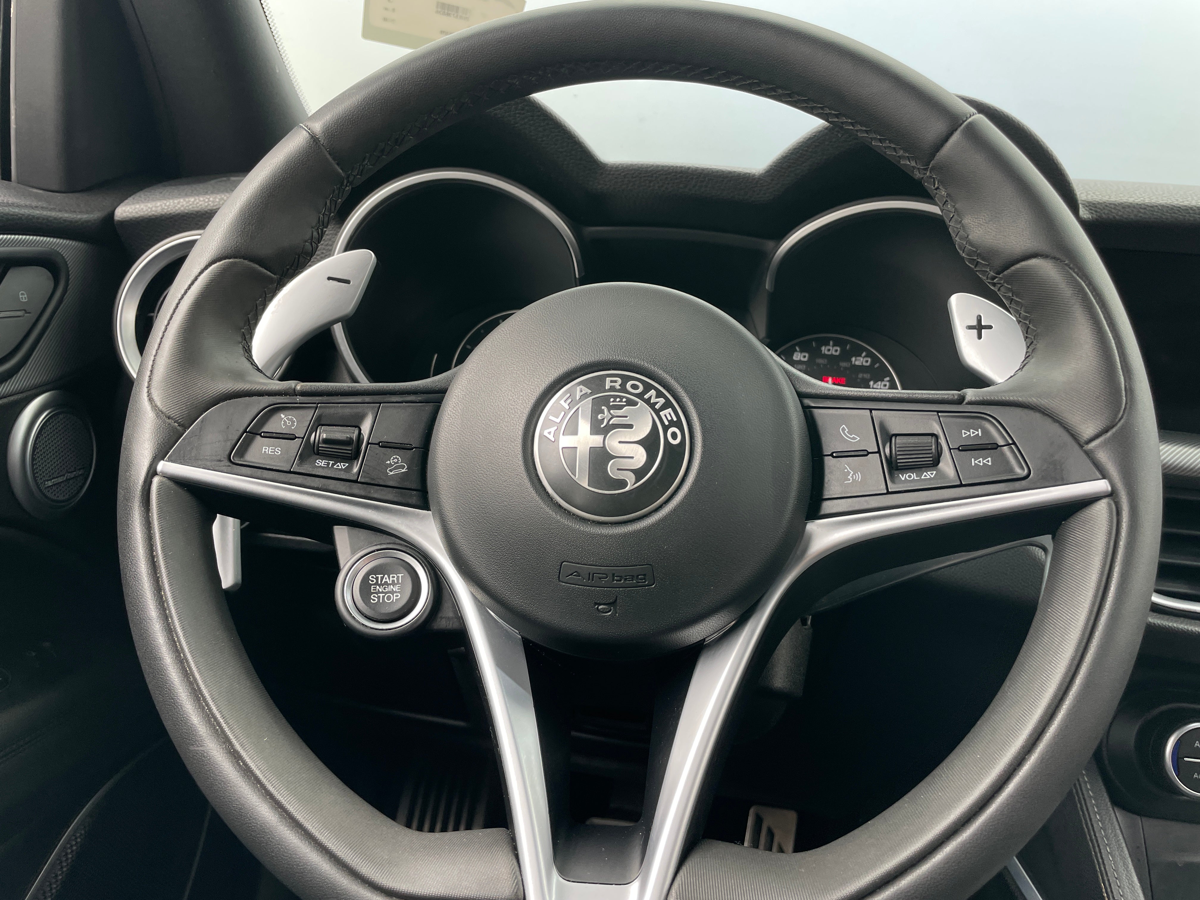 2018 Alfa Romeo Stelvio Ti Sport 4
