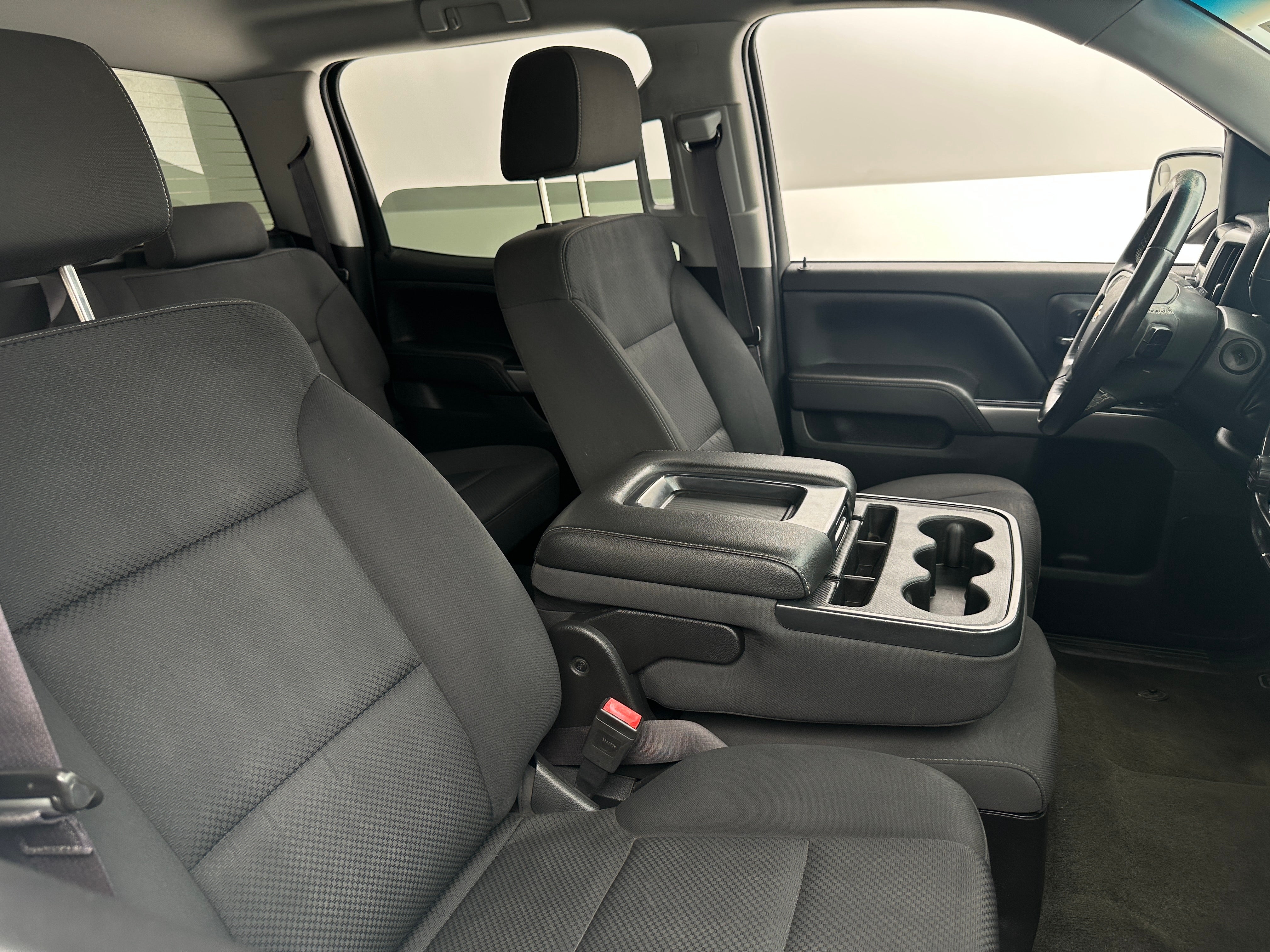 2017 Chevrolet Silverado 1500 LT 2