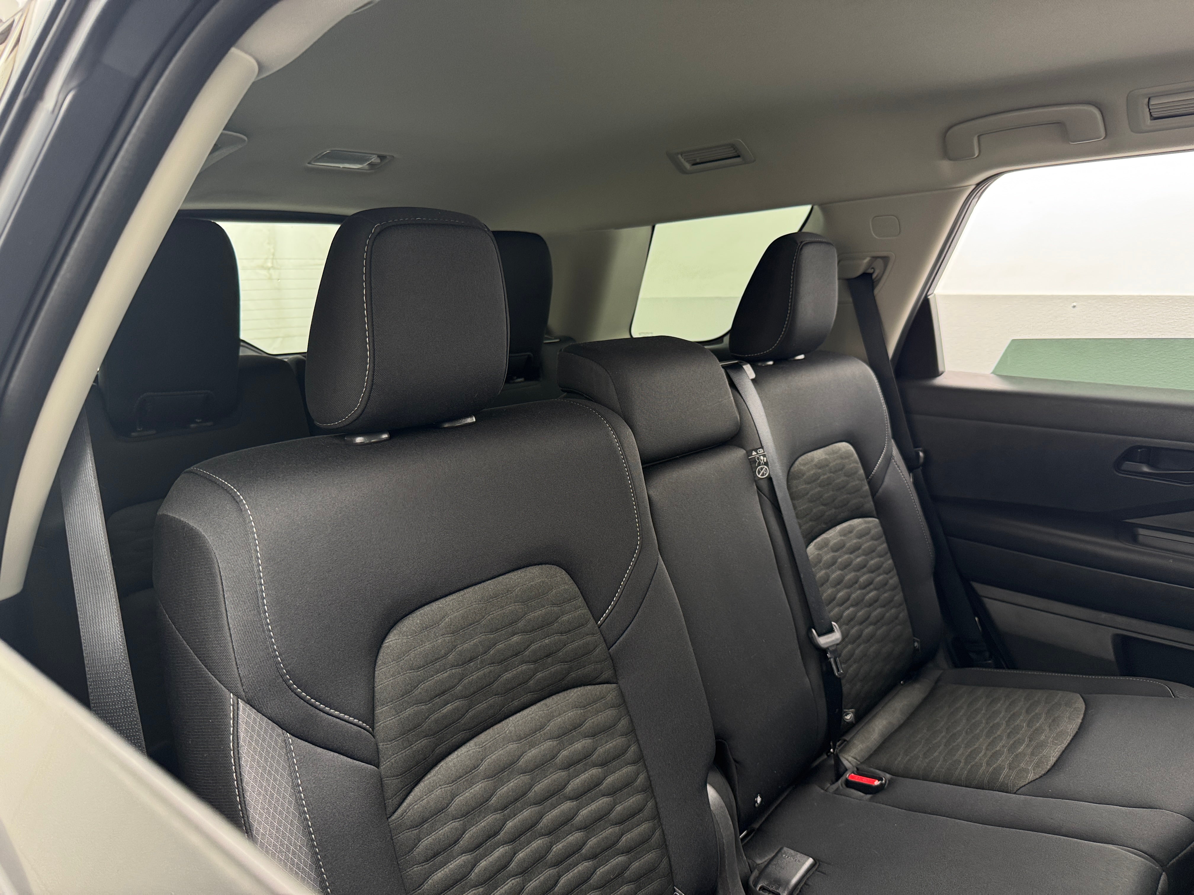 2024 Nissan Pathfinder S 6