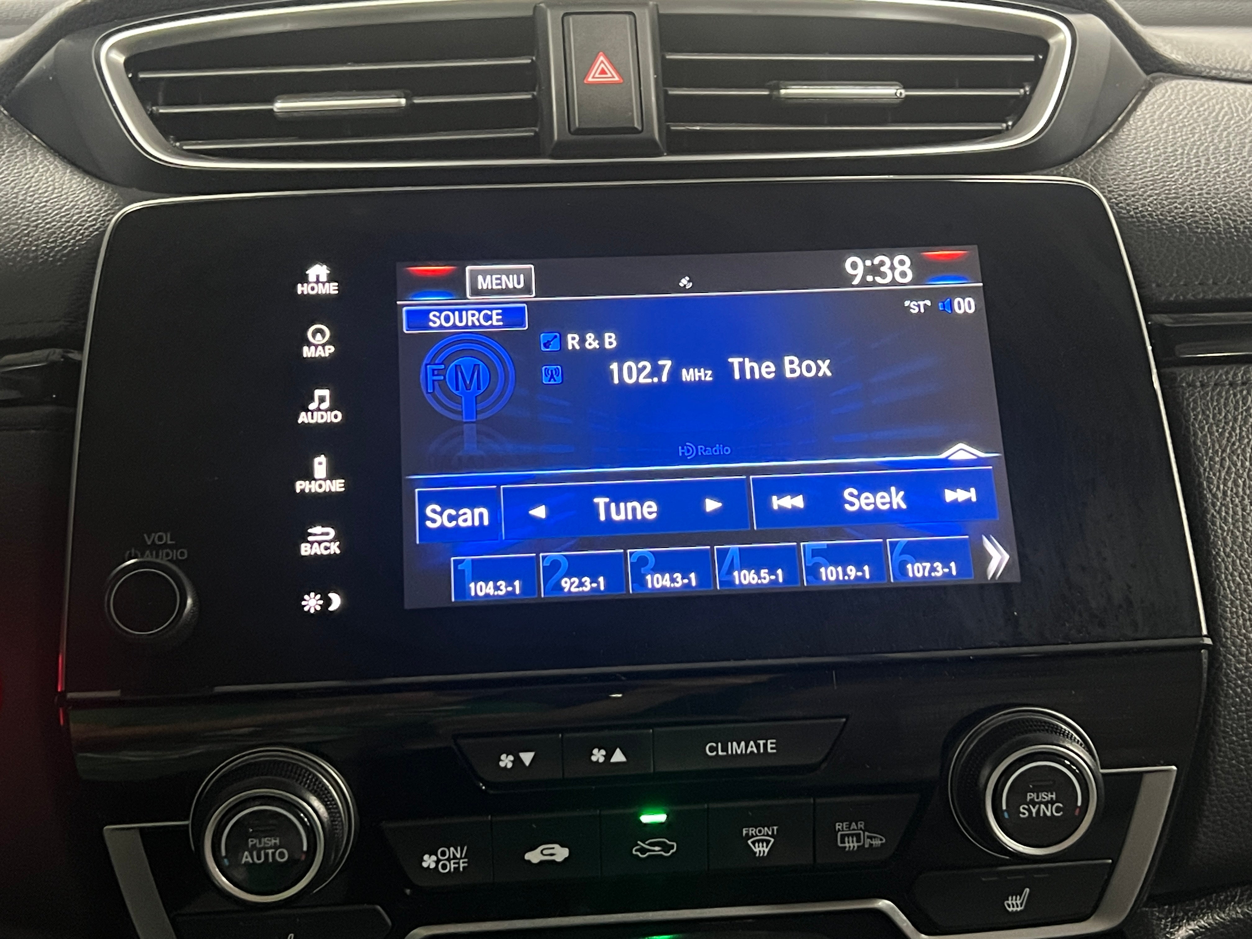 2018 Honda CR-V Touring 3