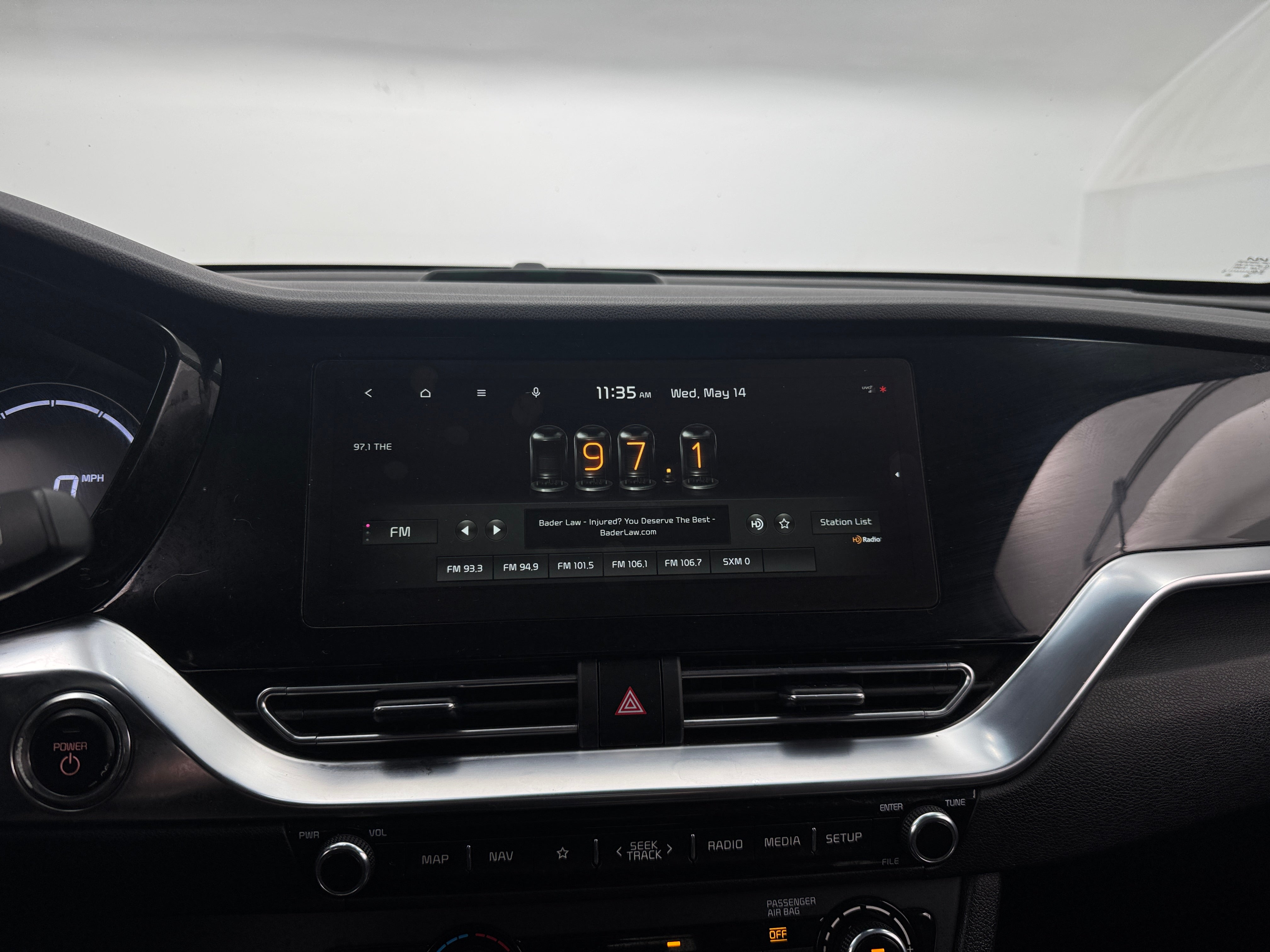 2022 Kia Niro EX 4