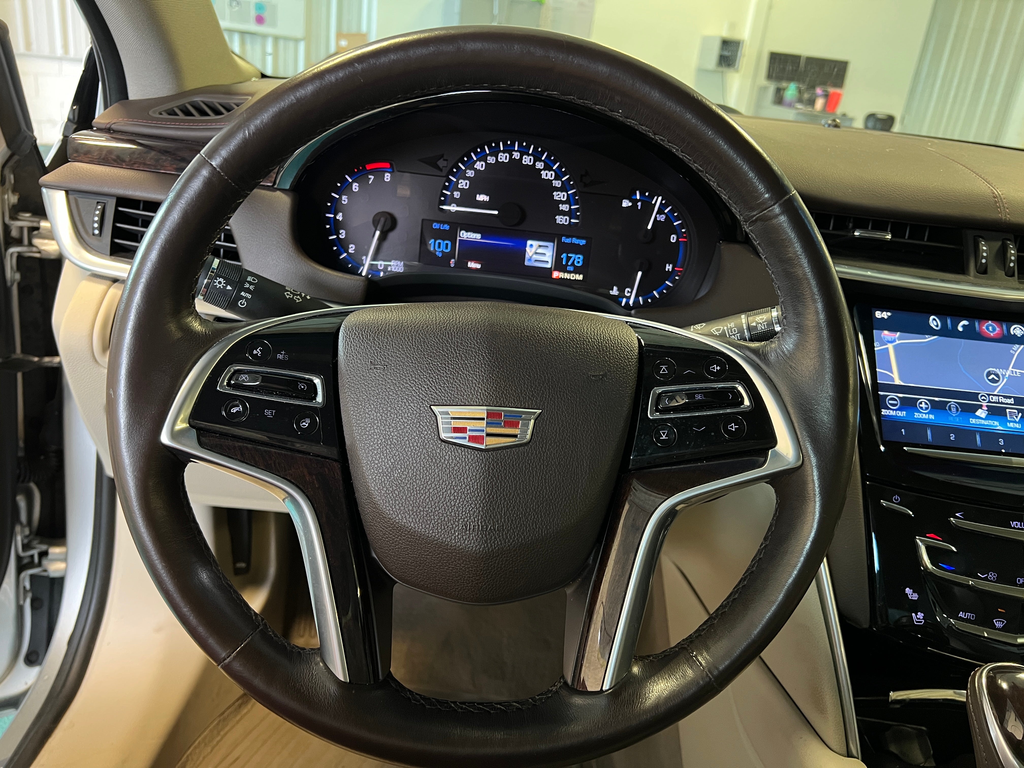 2016 Cadillac XTS Luxury 4