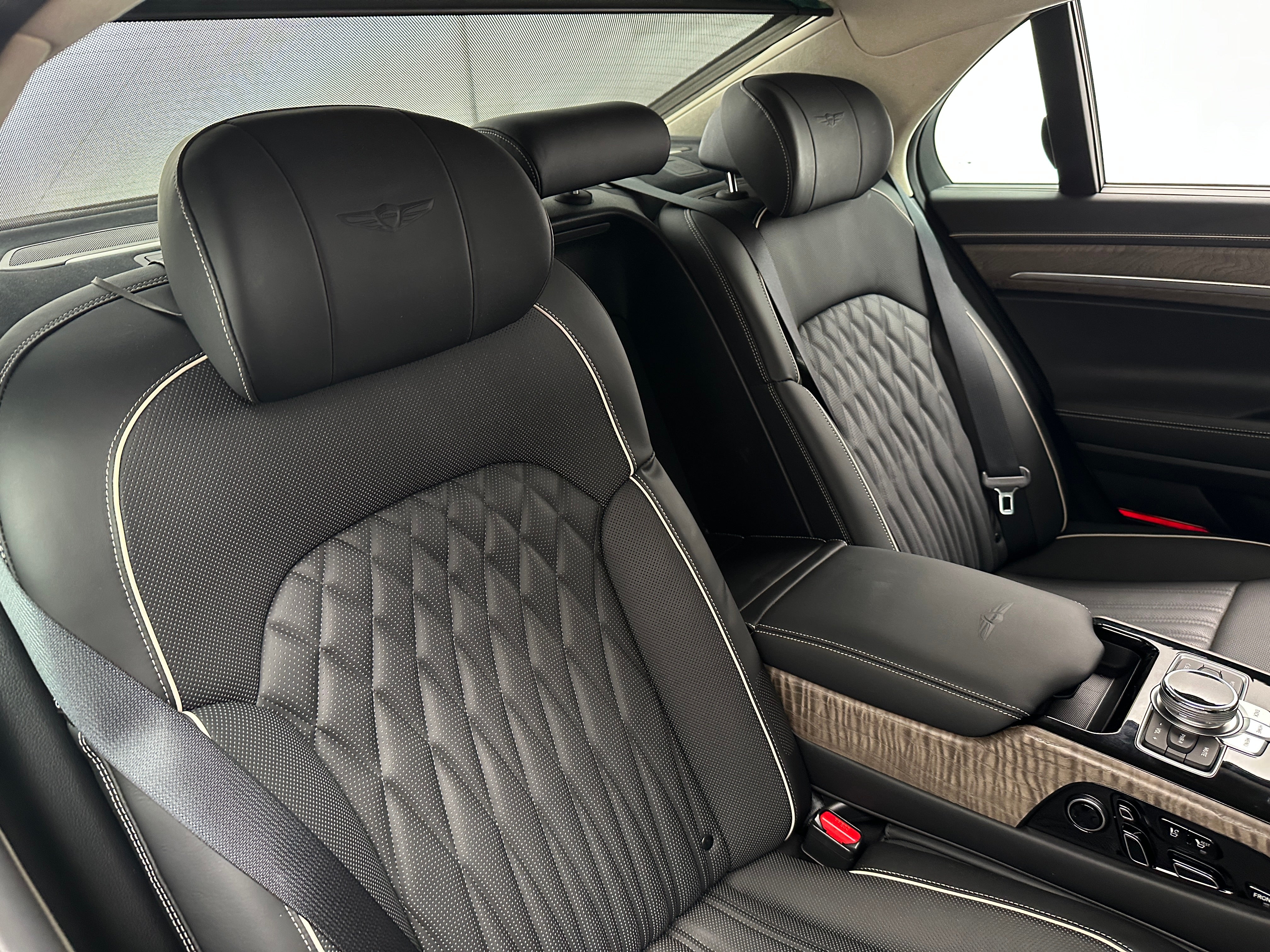 2022 Genesis G90 Ultimate 5