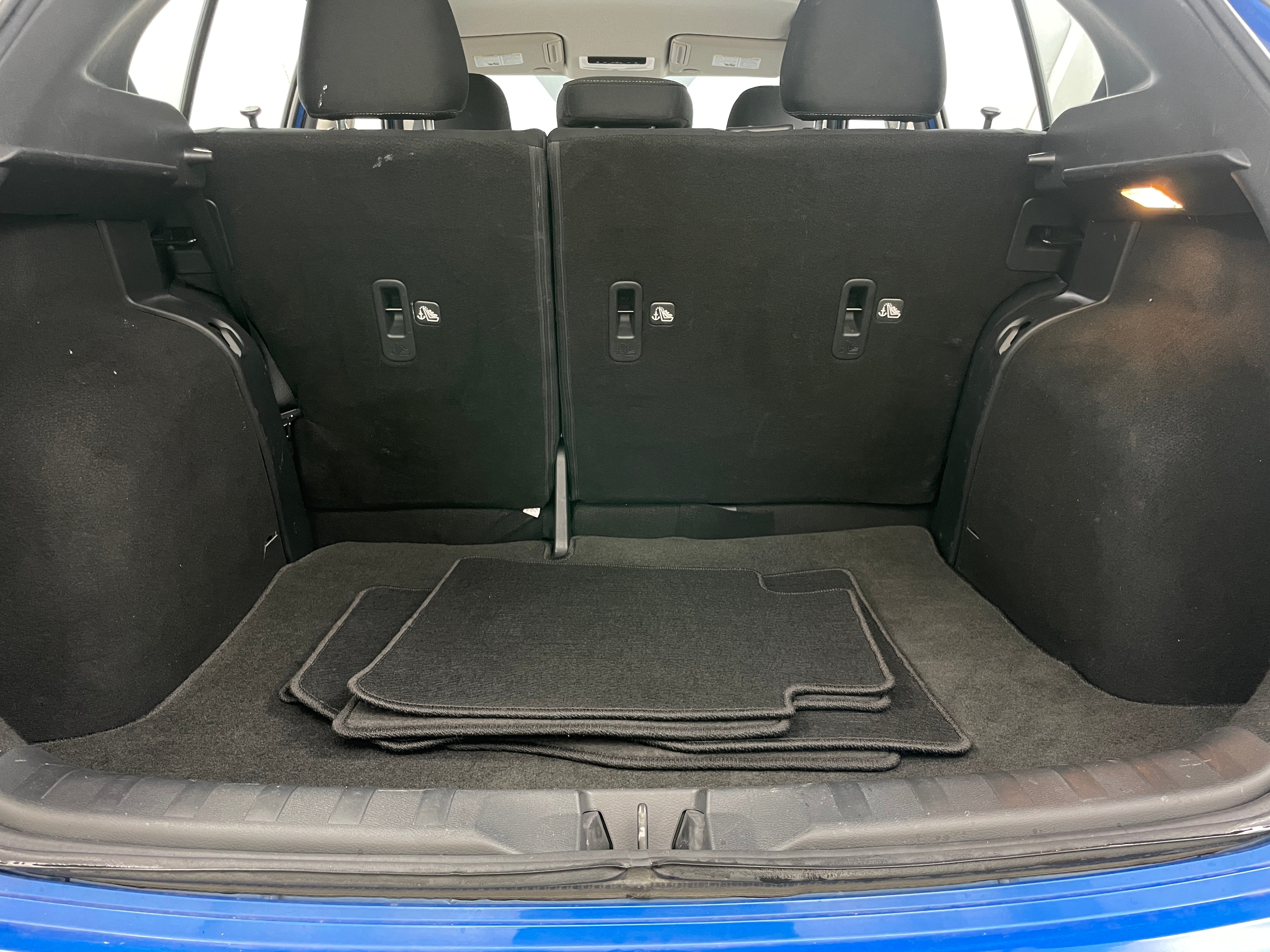2023 Nissan Kicks SV 7