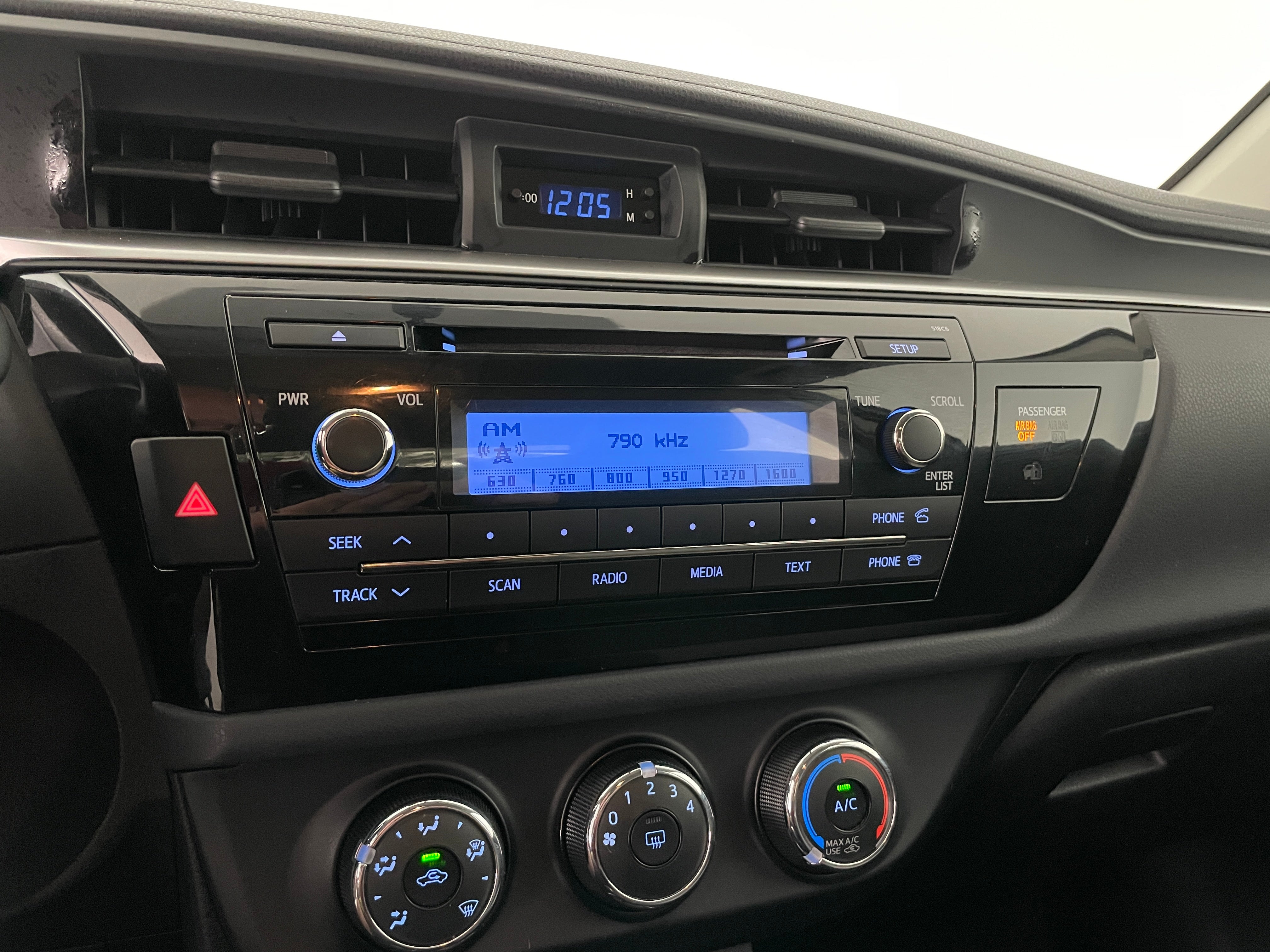 2014 Toyota Corolla L 4