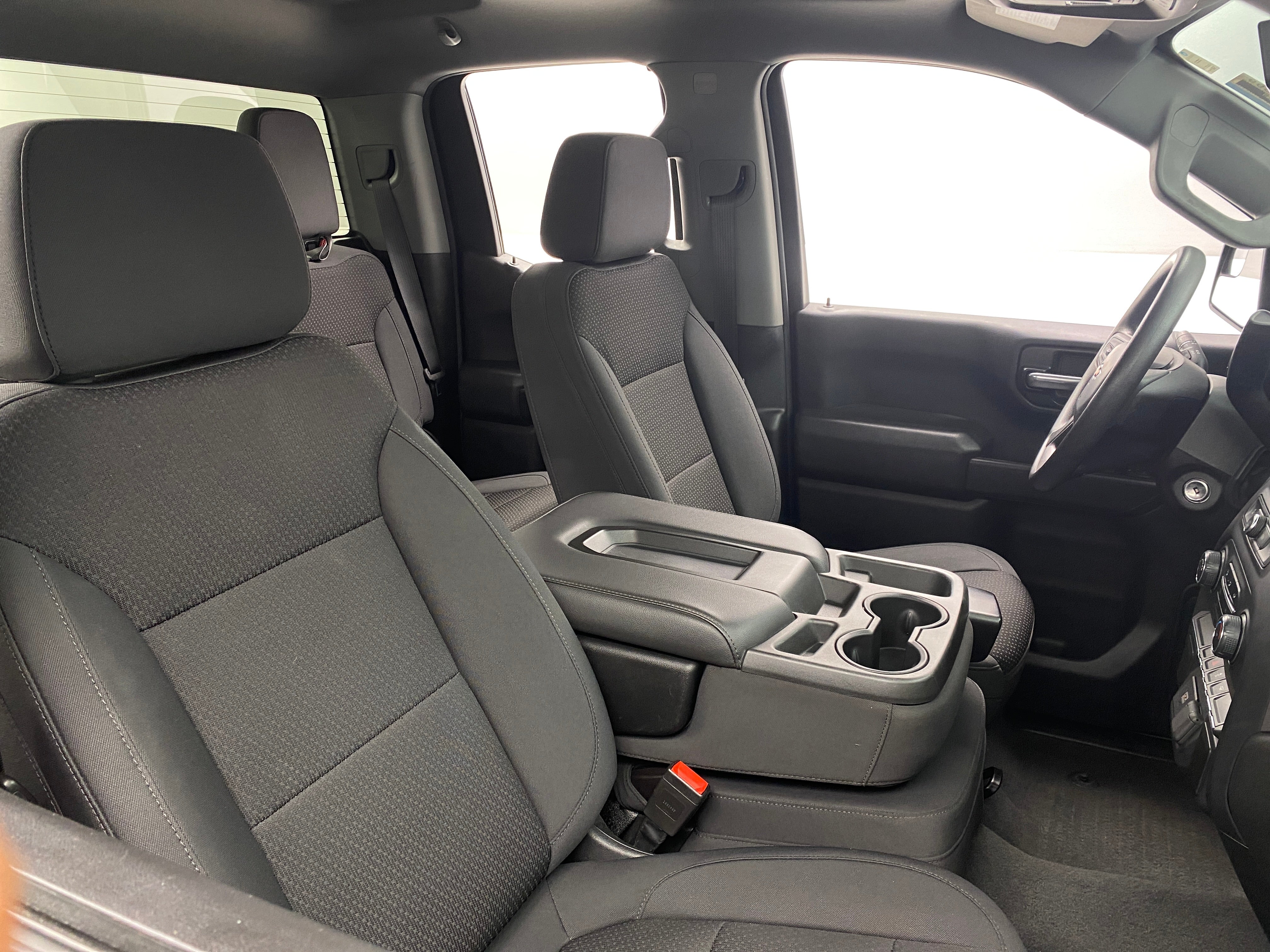 2020 Chevrolet Silverado 1500 Custom 2