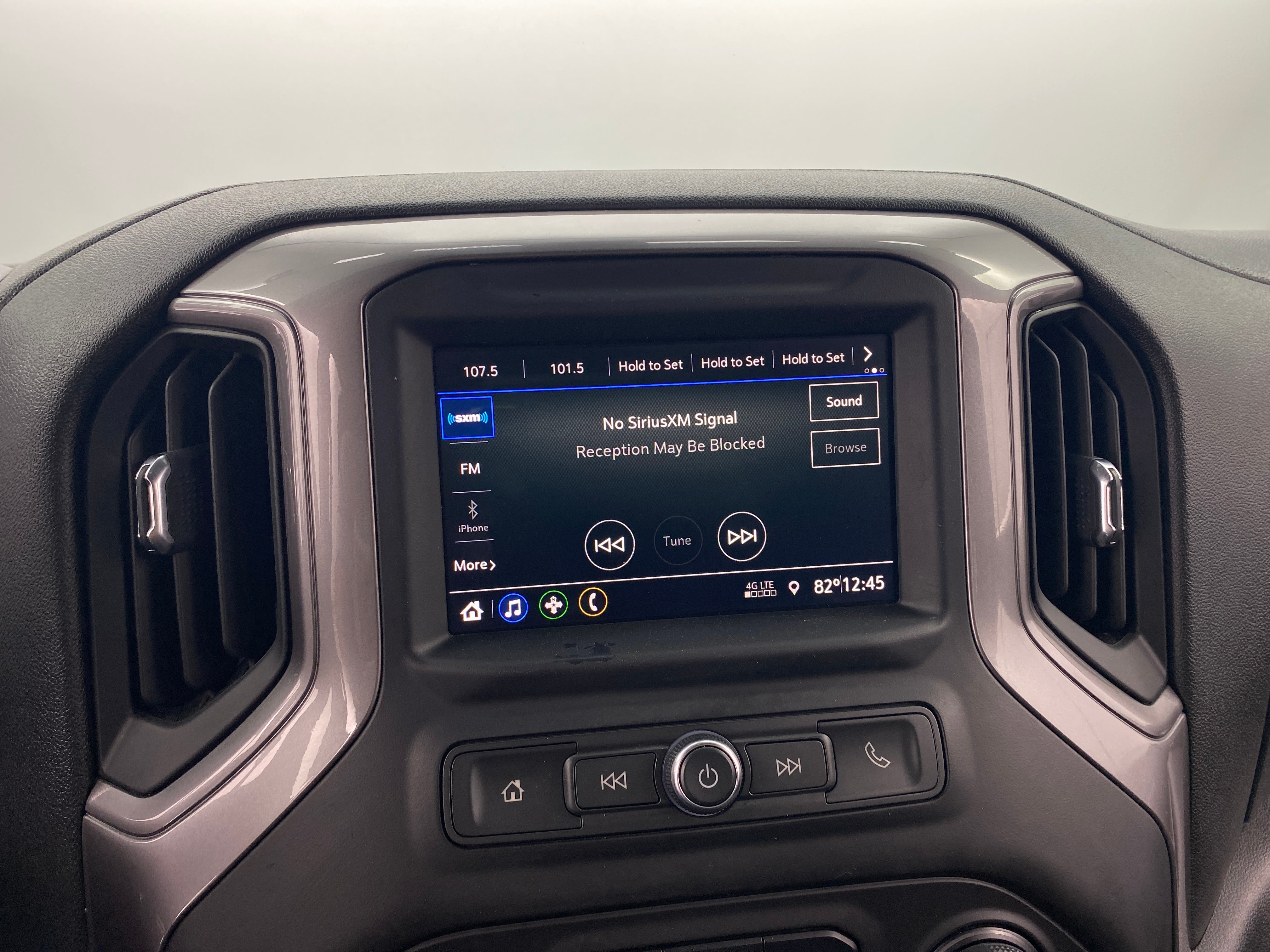 2020 Chevrolet Silverado 1500 Custom 4