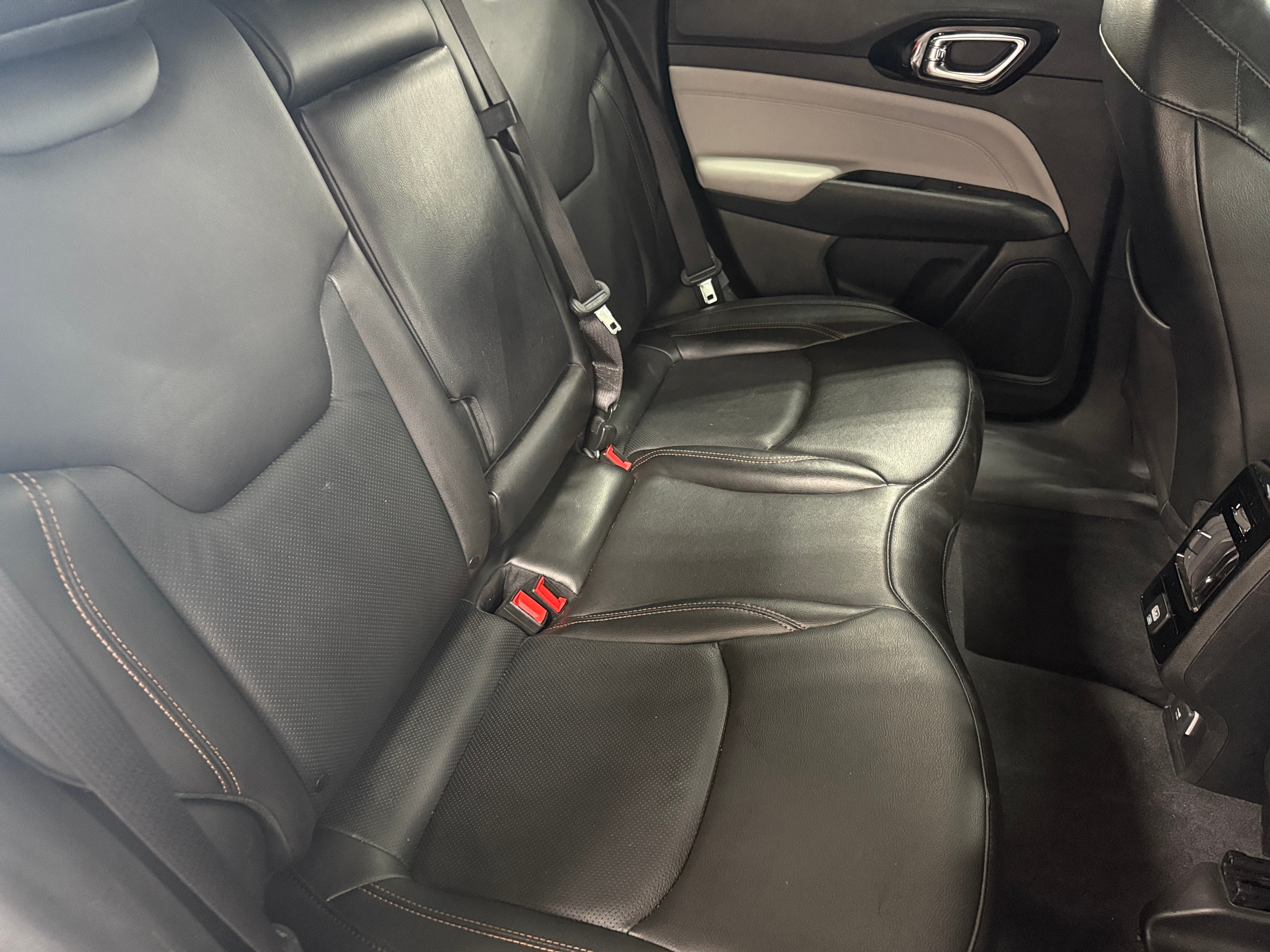 2022 Jeep Compass Limited 5