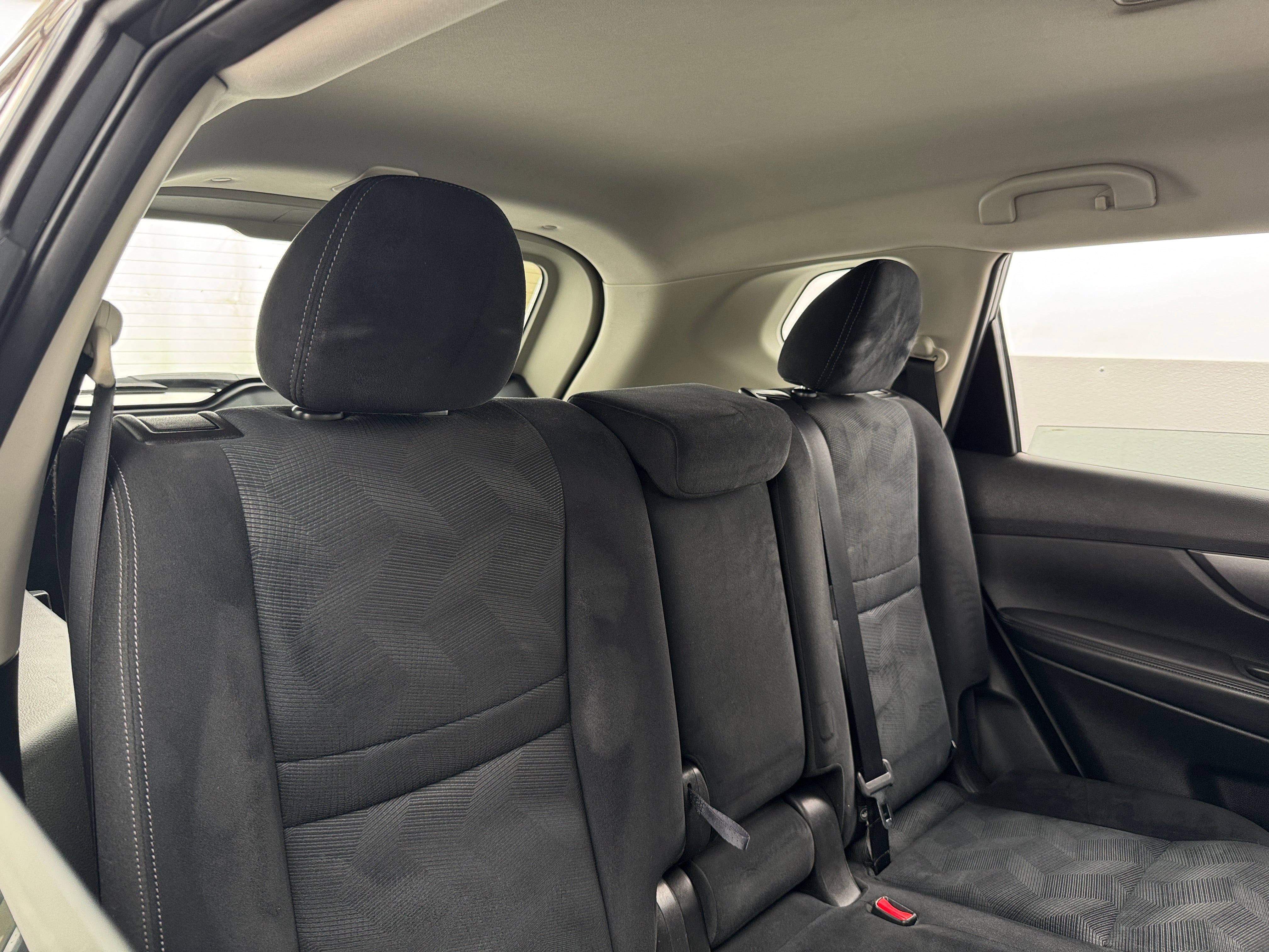 2016 Nissan Rogue S 6