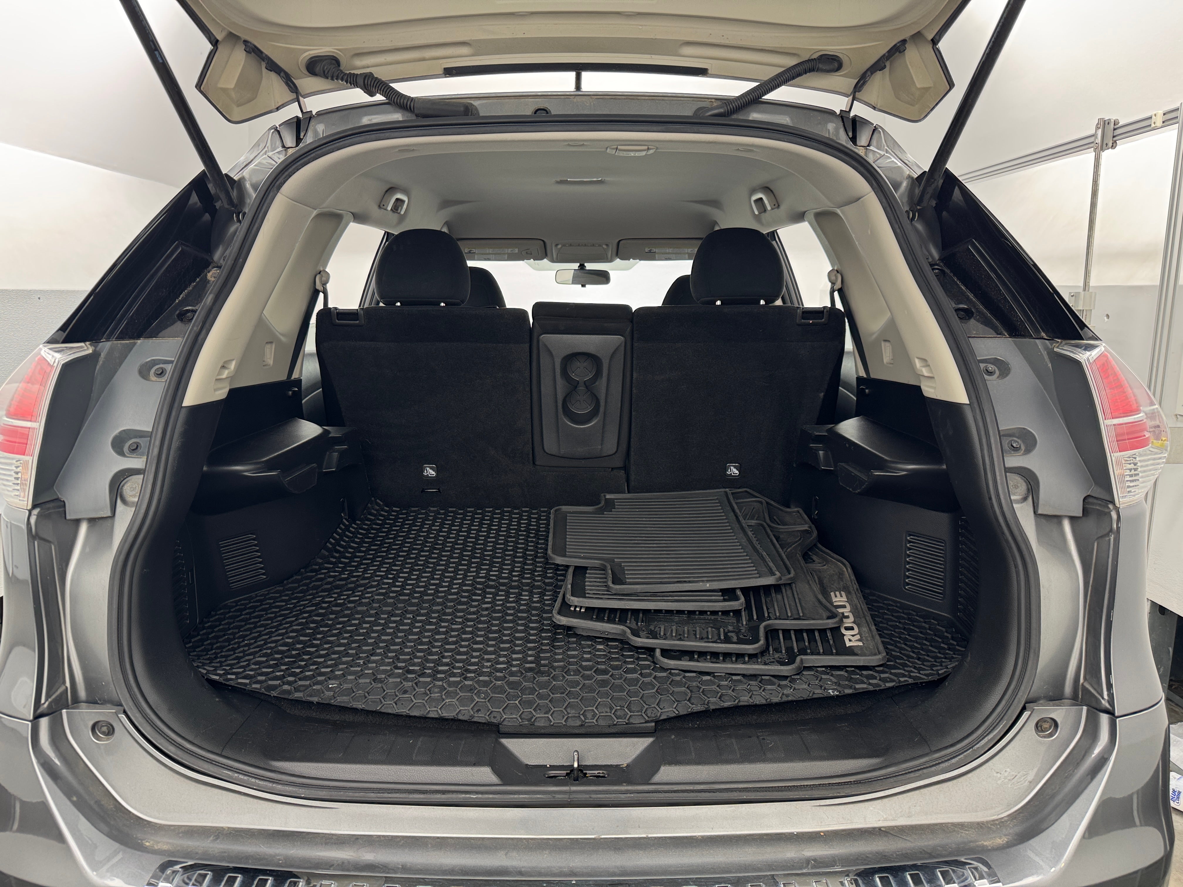 2016 Nissan Rogue S 7
