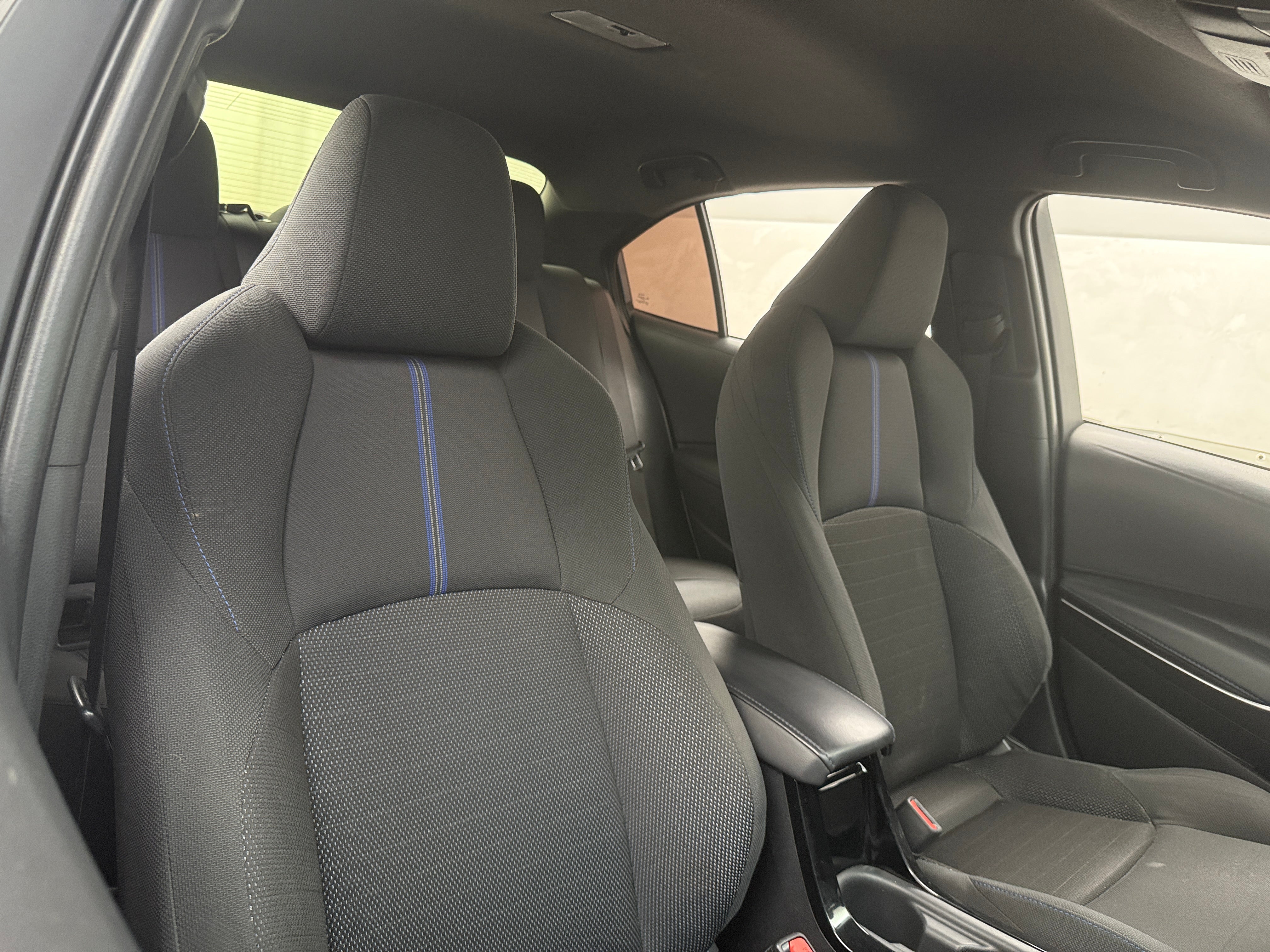 2020 Toyota Corolla SE 2