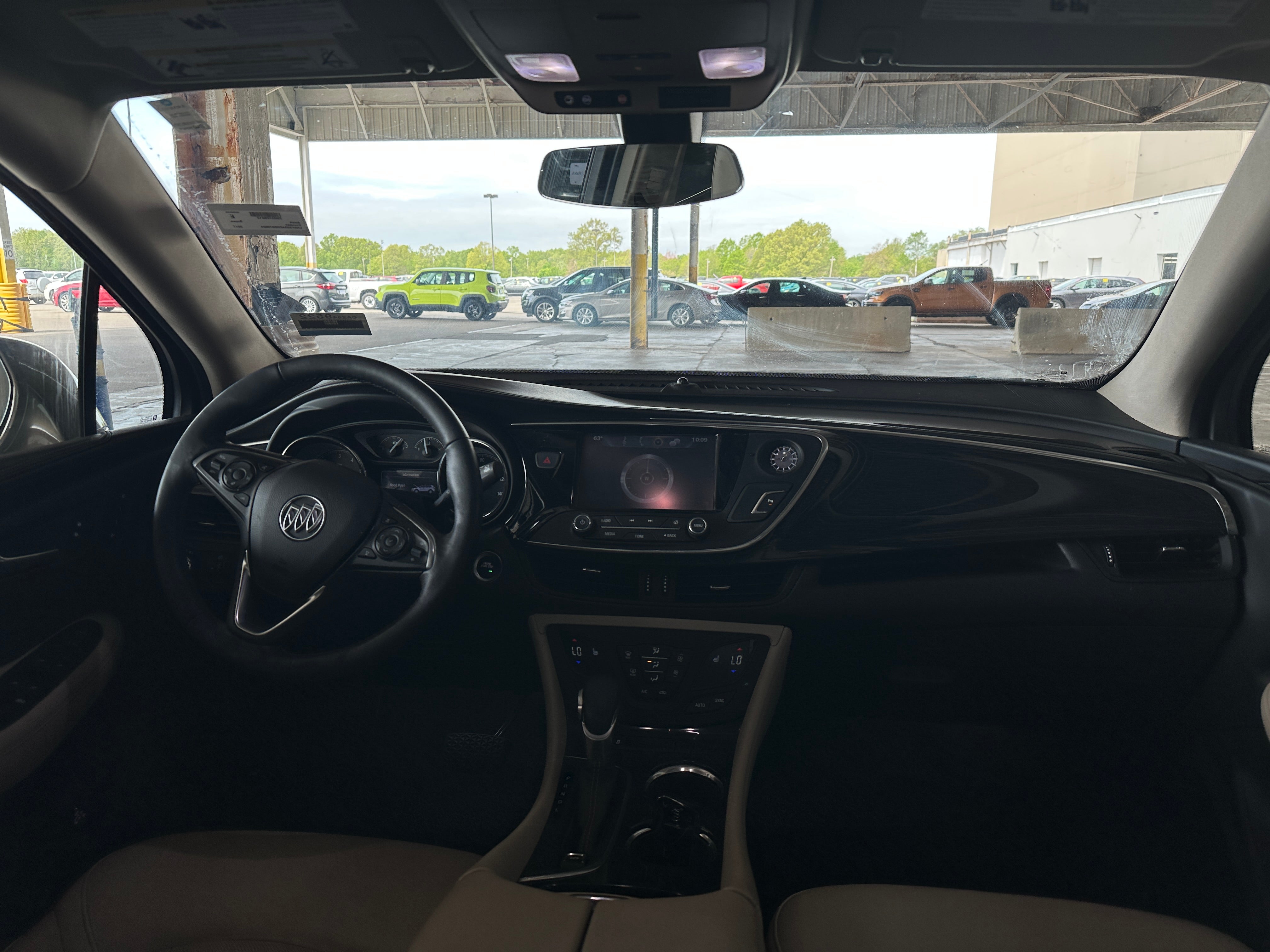 2017 Buick Envision Essence 2