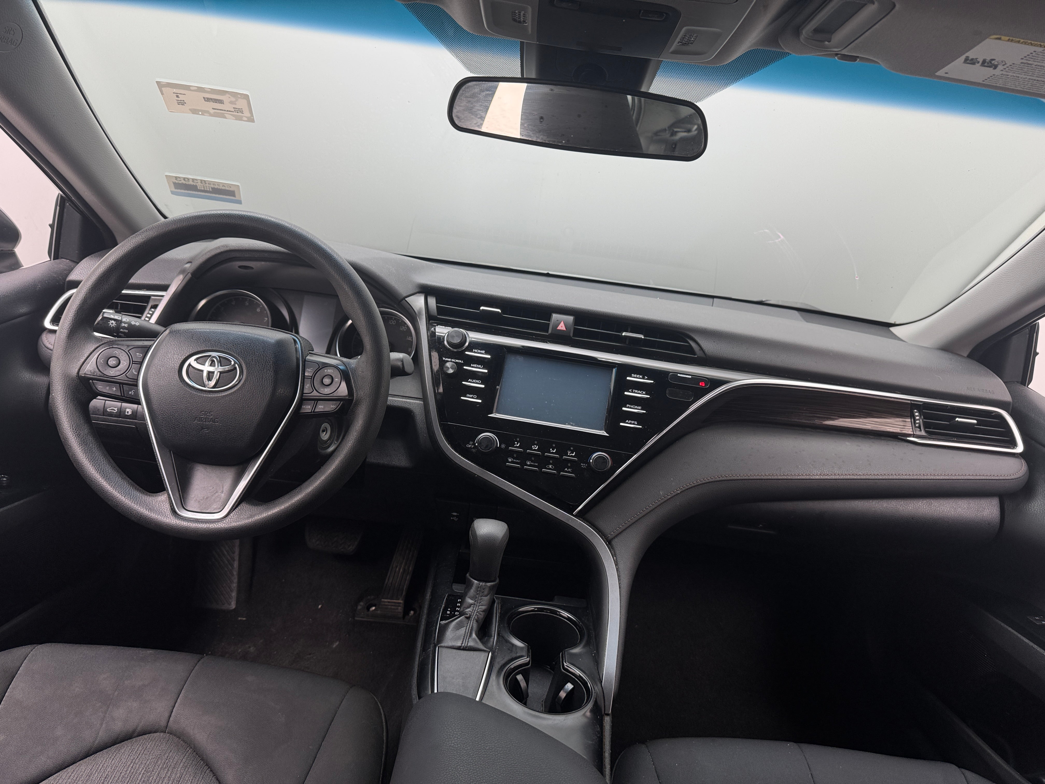 2018 Toyota Camry LE 3