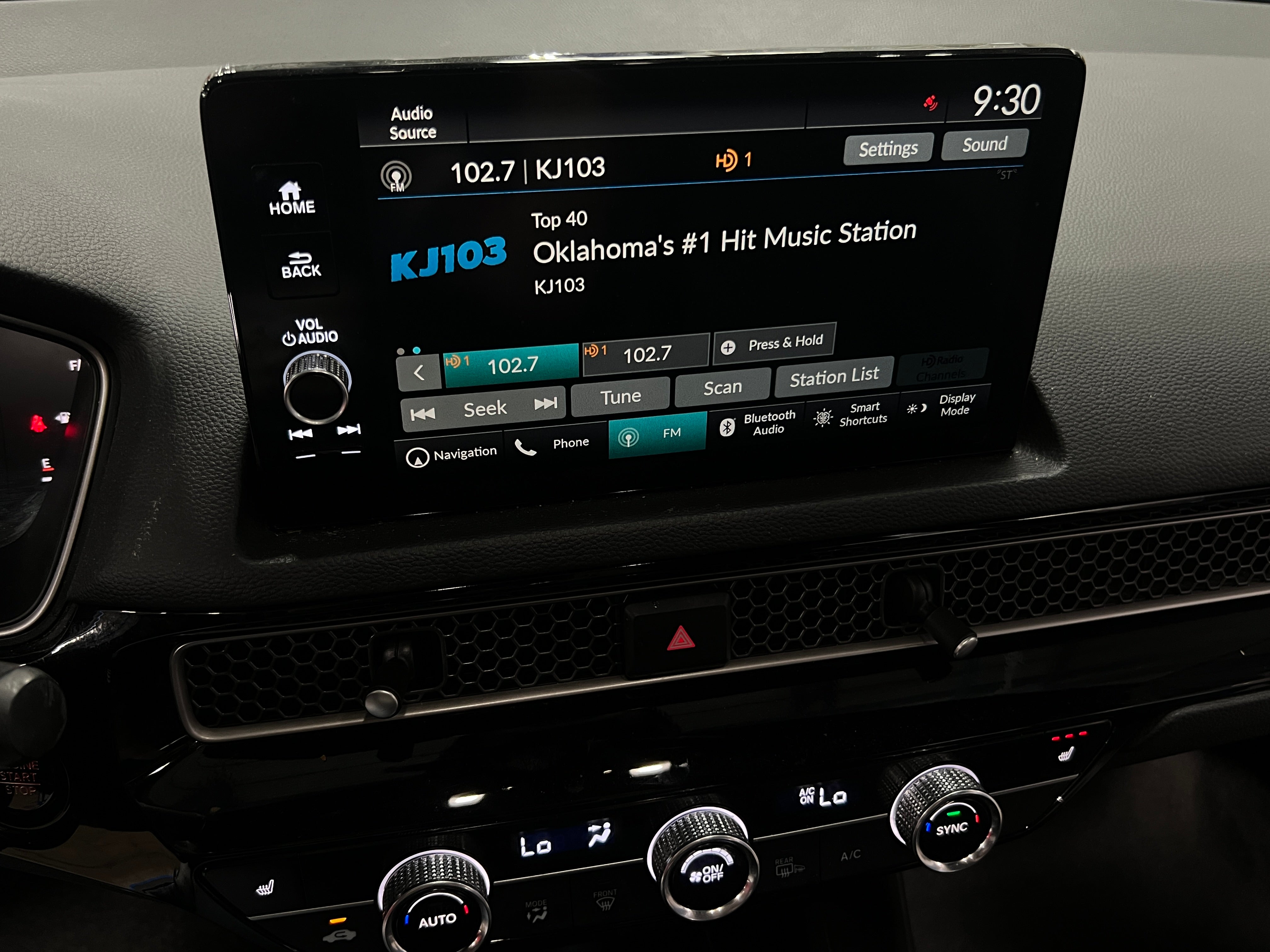 2022 Honda Civic Sport Touring 3