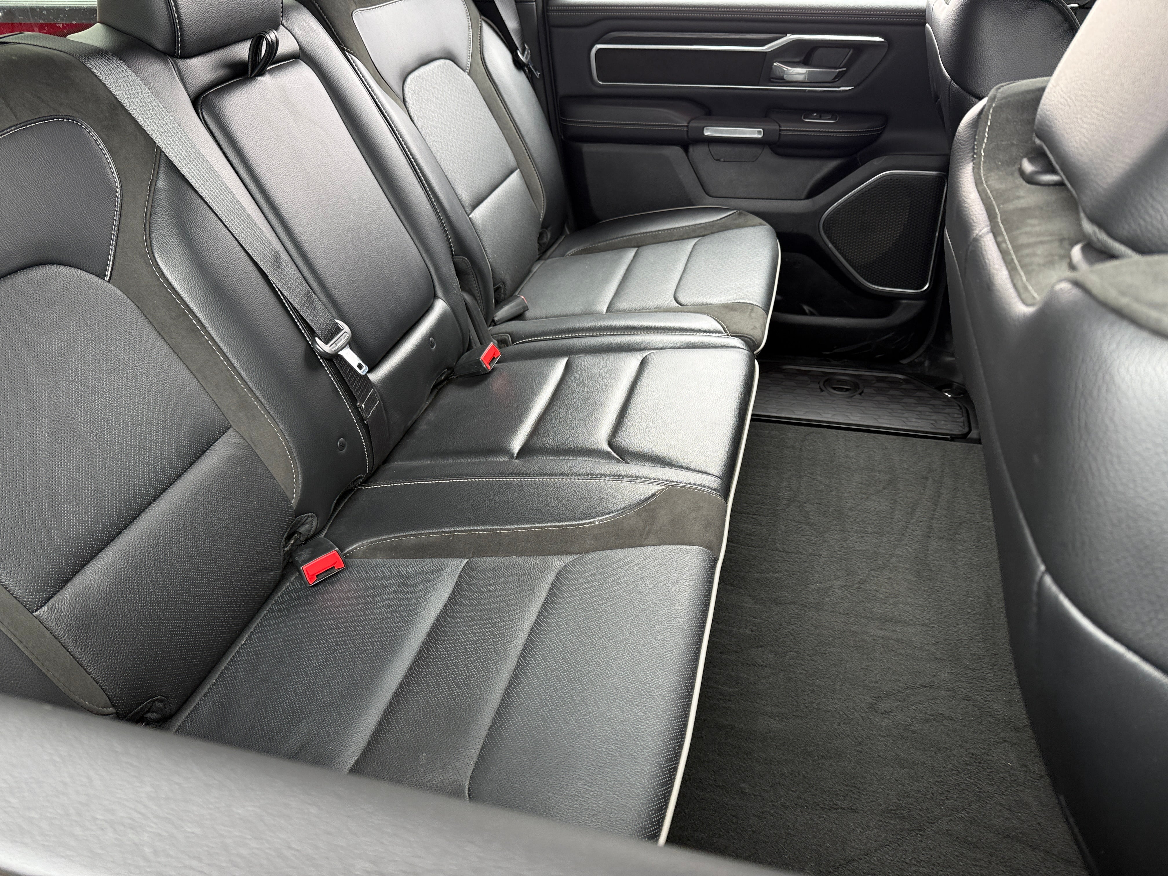 2023 RAM 1500 Laramie 5
