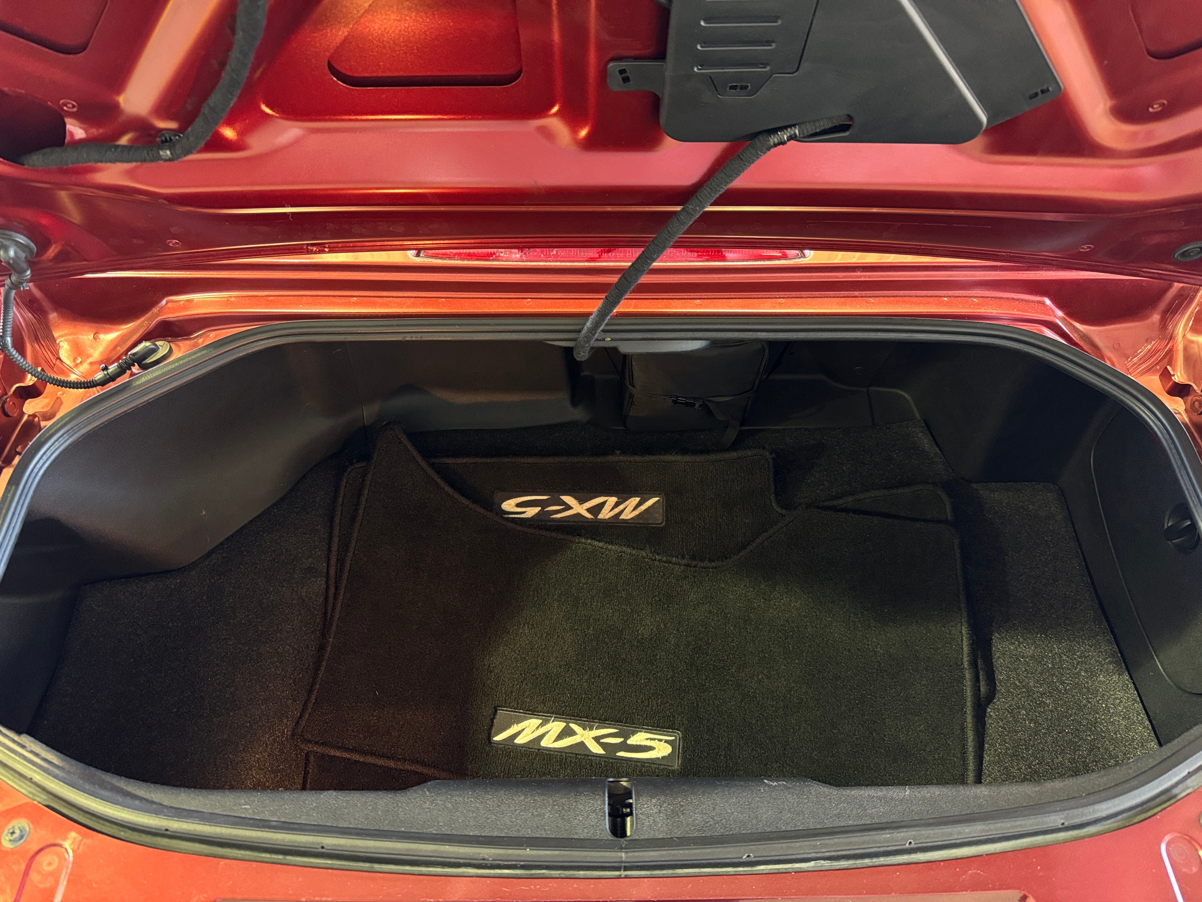 2010 Mazda MX-5 Miata Grand Touring 5
