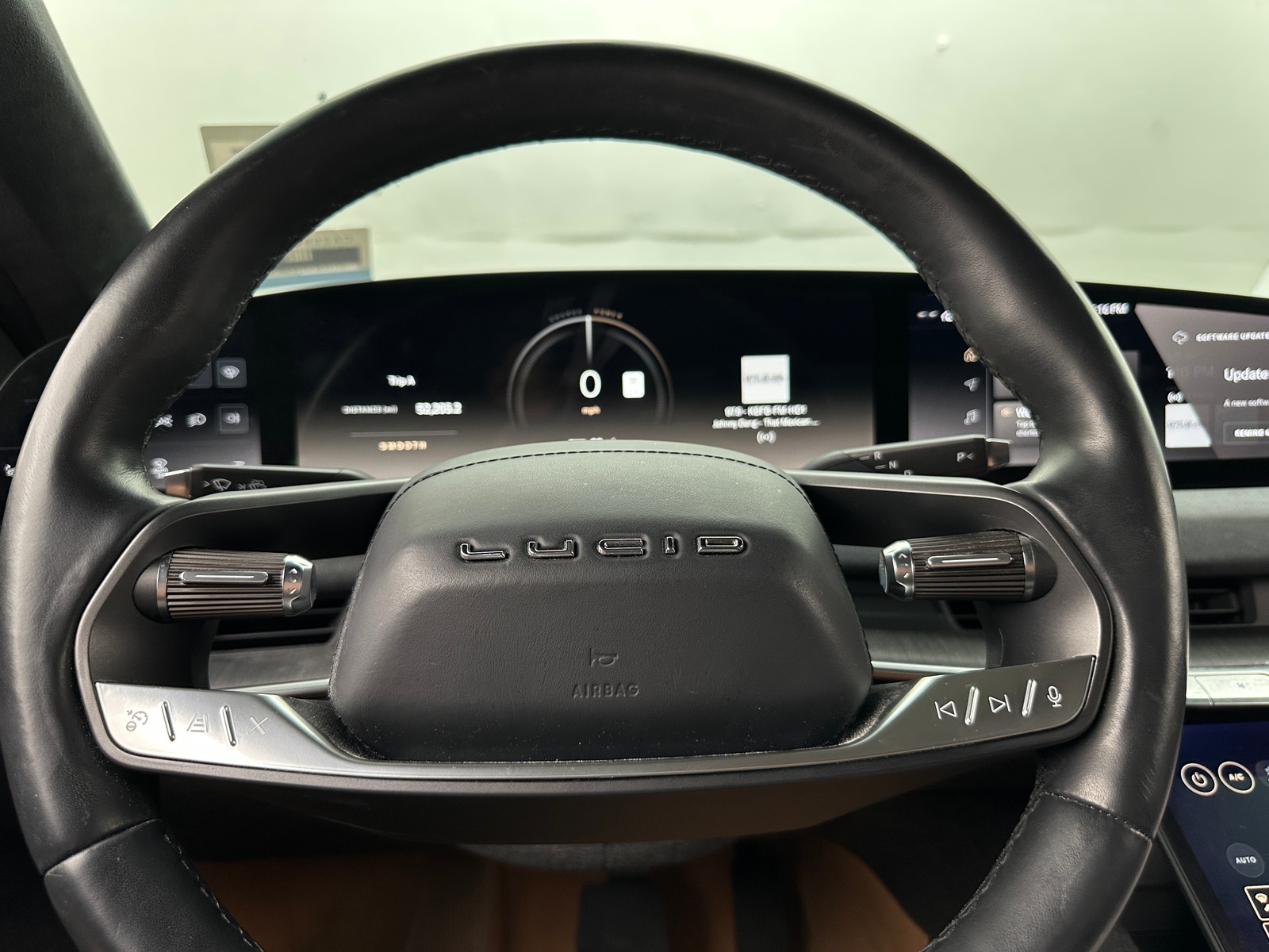 Thumbnail: 2022 Lucid Air - 4
