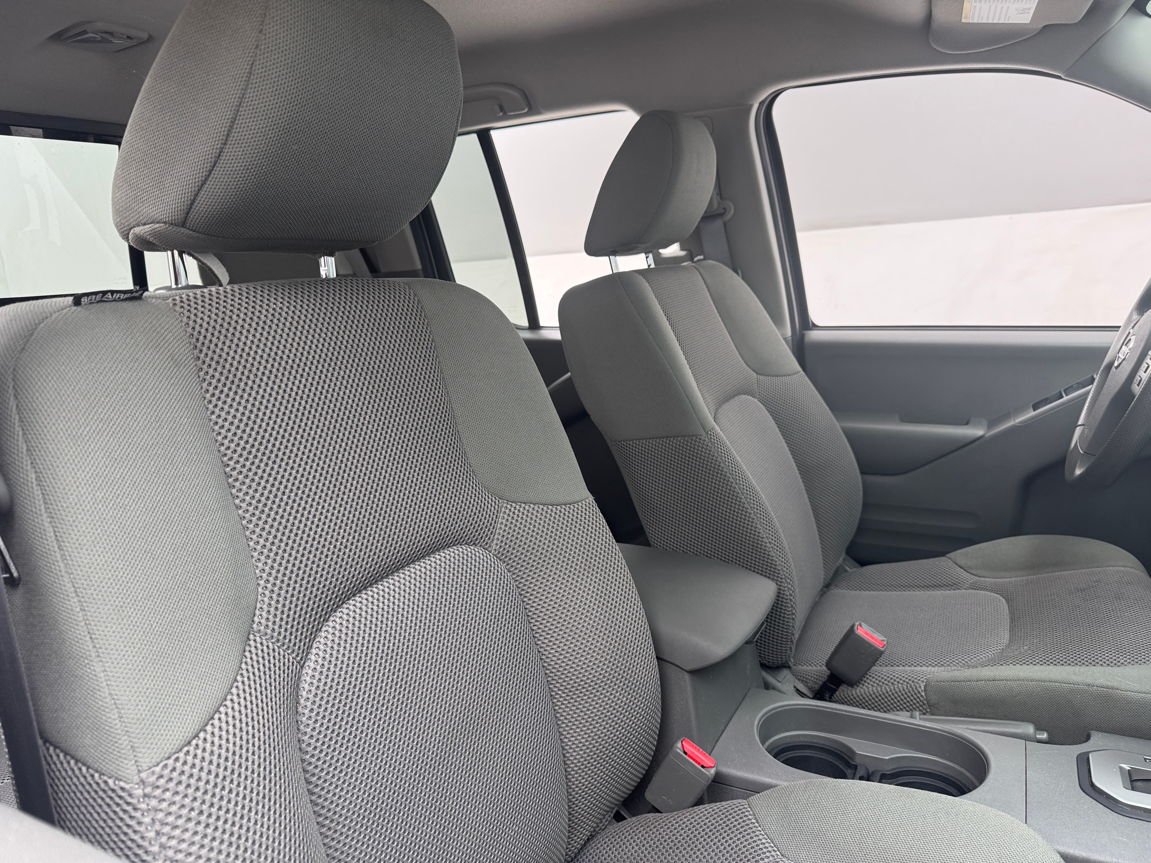 2020 Nissan Frontier SV 2