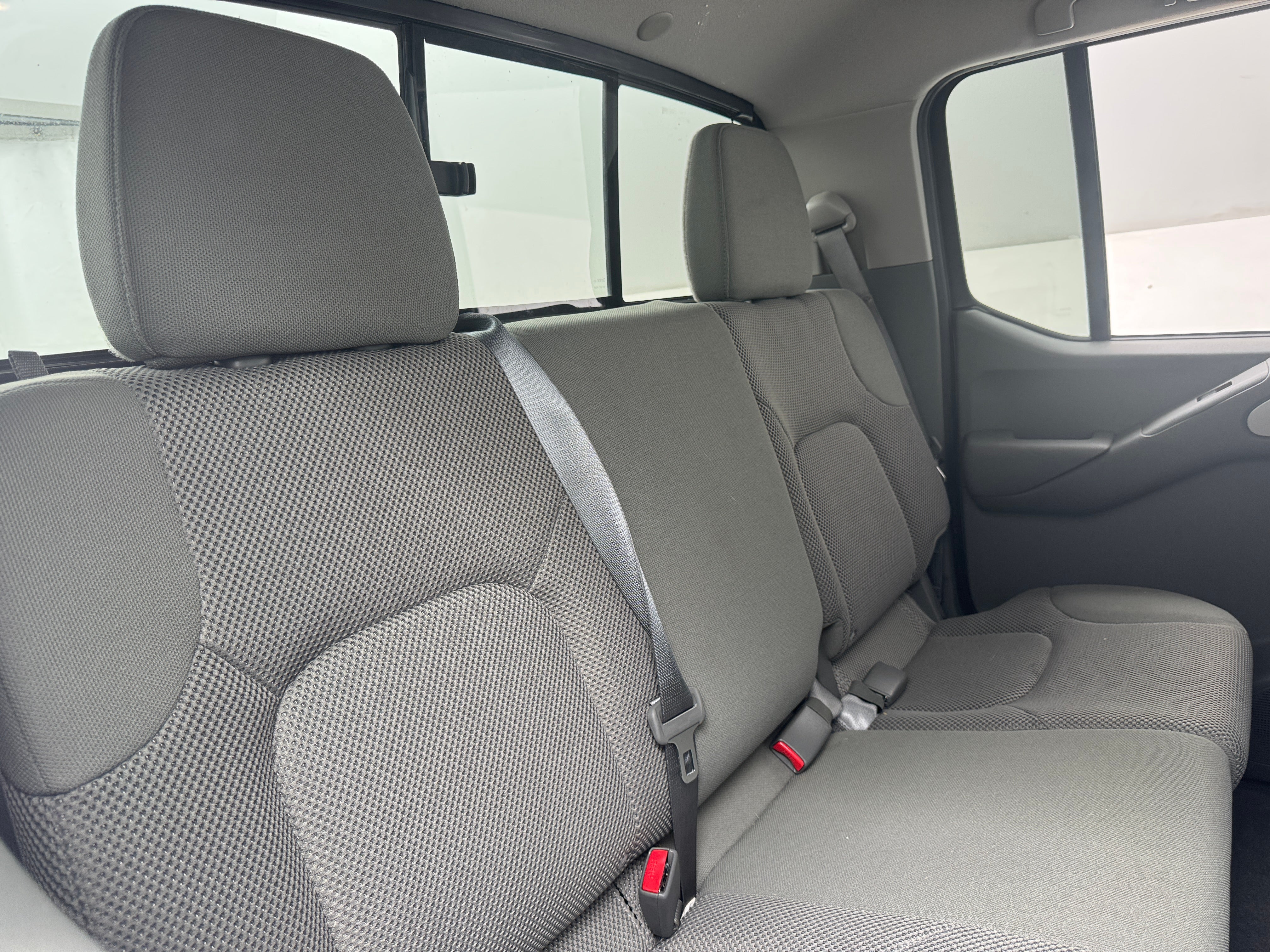 2020 Nissan Frontier SV 6