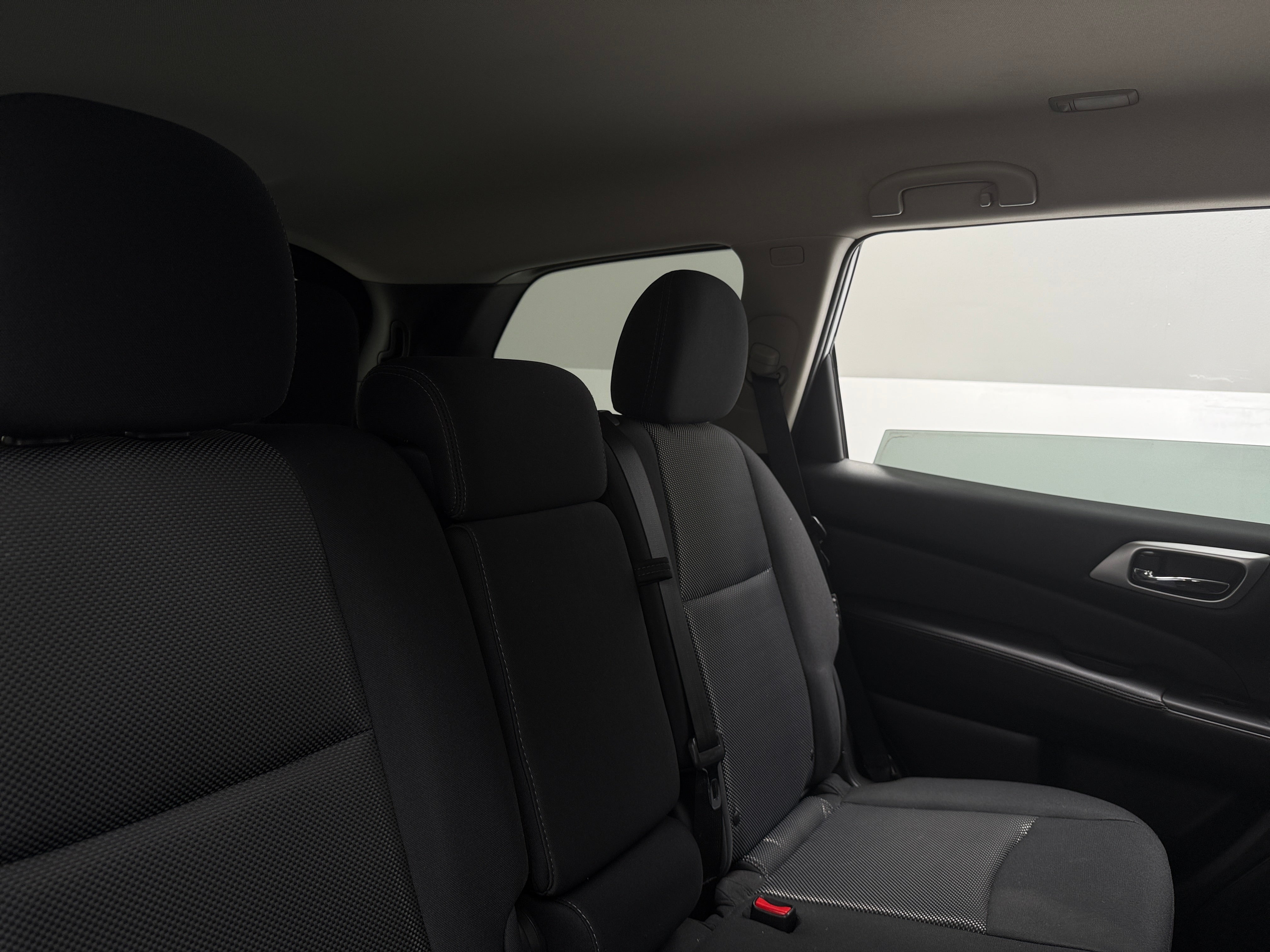 2019 Nissan Pathfinder SV 6