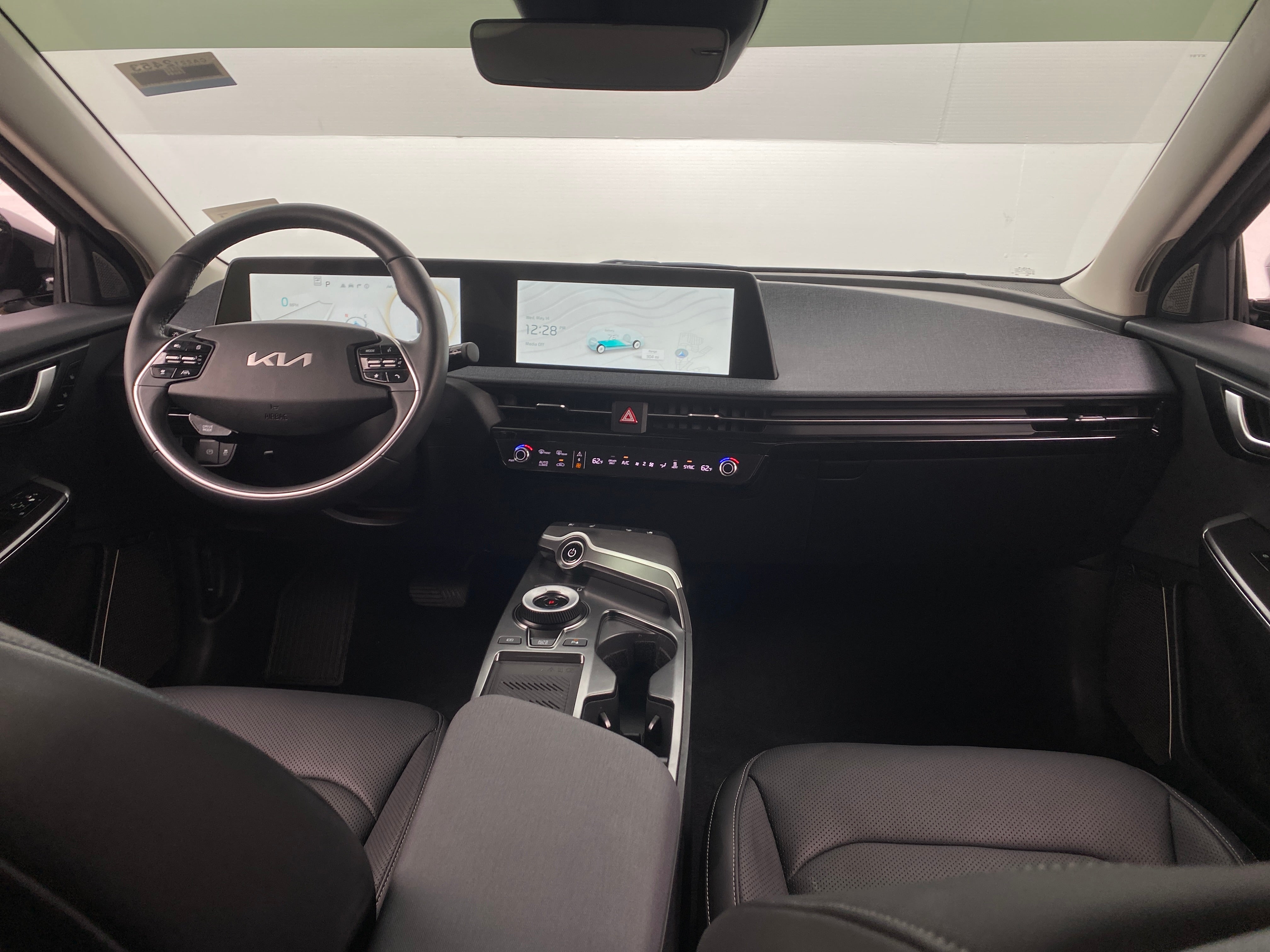 2022 Kia EV6 Wind 2