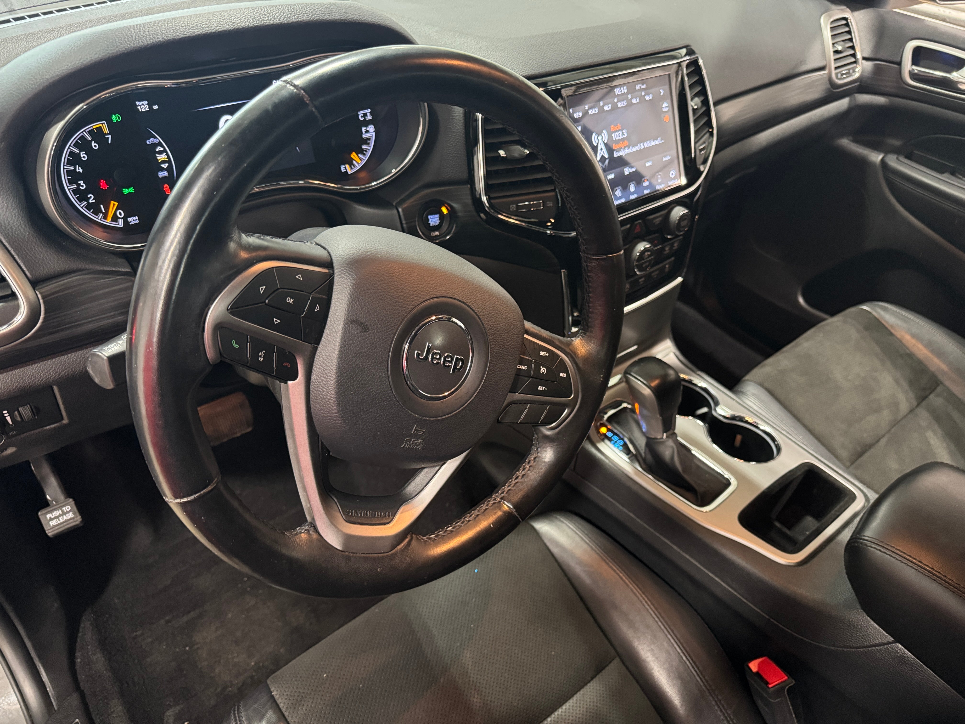 2020 Jeep Grand Cherokee Altitude 2