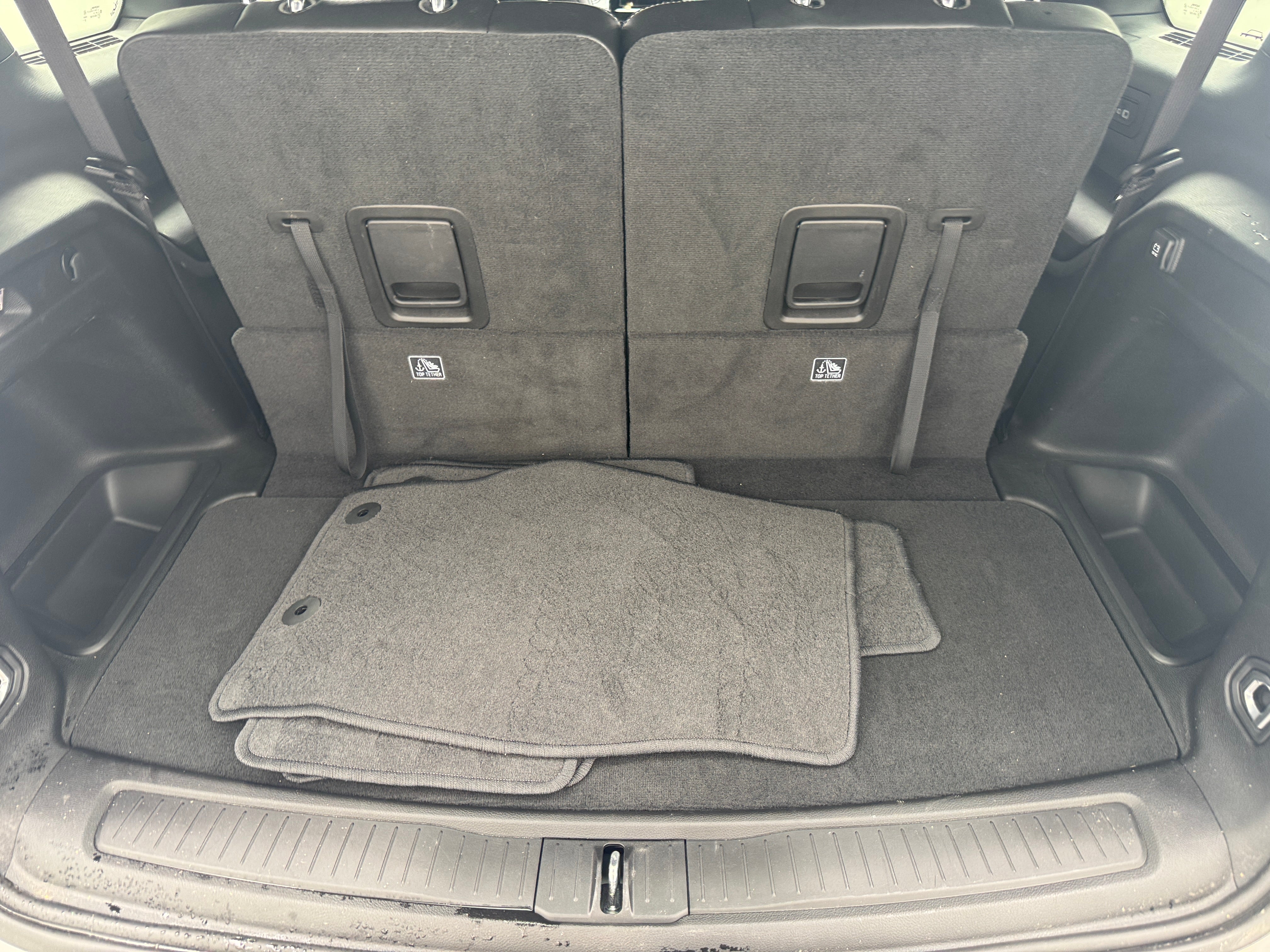 2023 Jeep Grand Cherokee L Altitude 6
