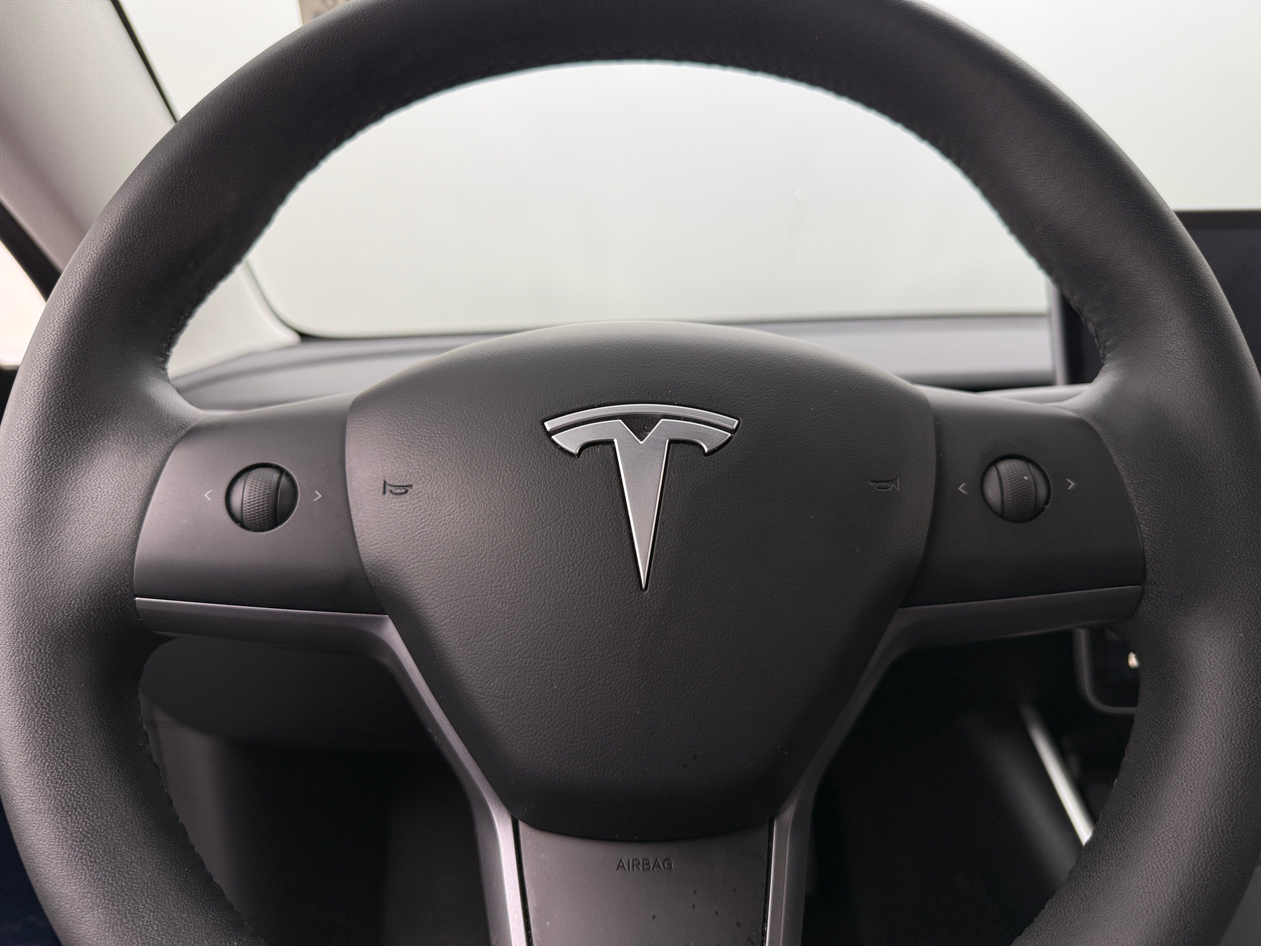 2020 Tesla Model 3 Standard Range 4