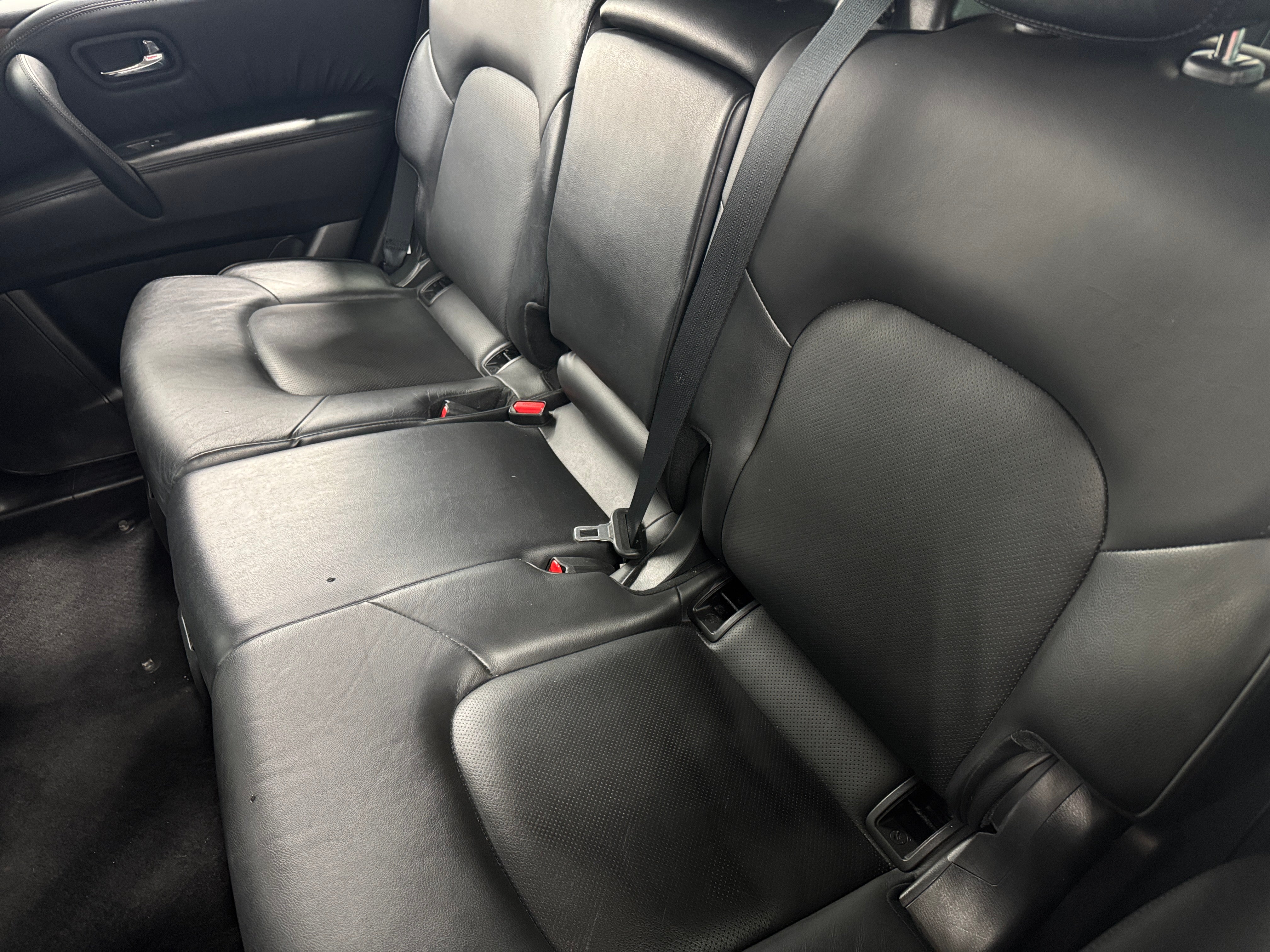 2023 Nissan Armada SL 6