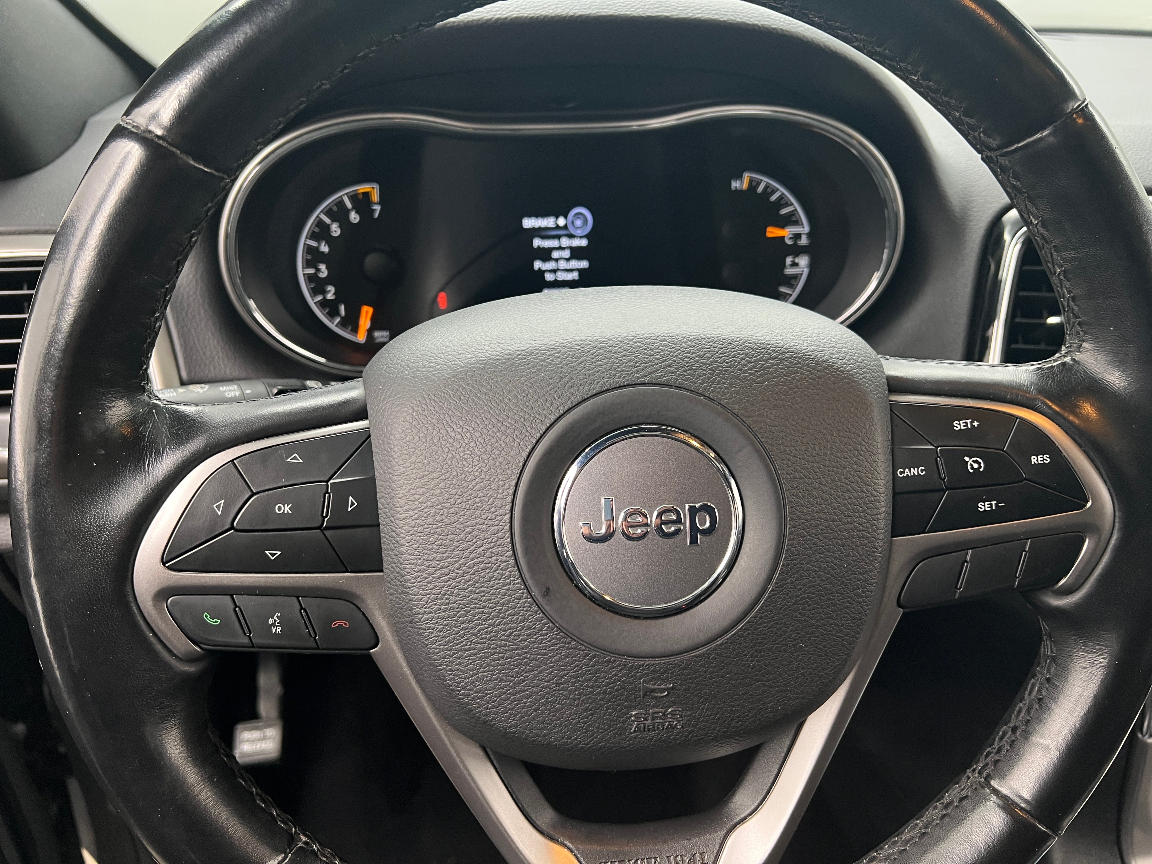 2019 Jeep Grand Cherokee Altitude 4