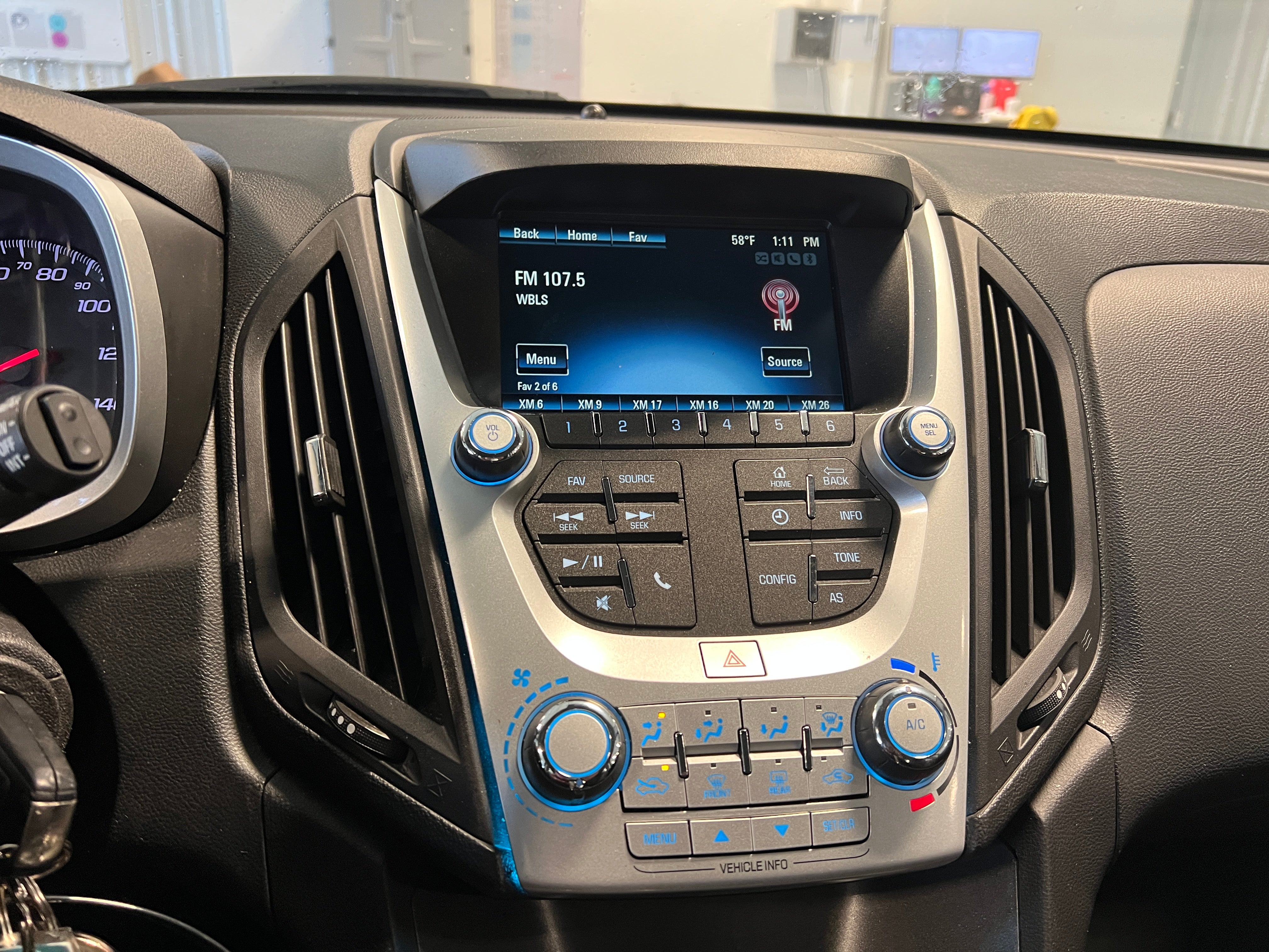2017 Chevrolet Equinox LS 4