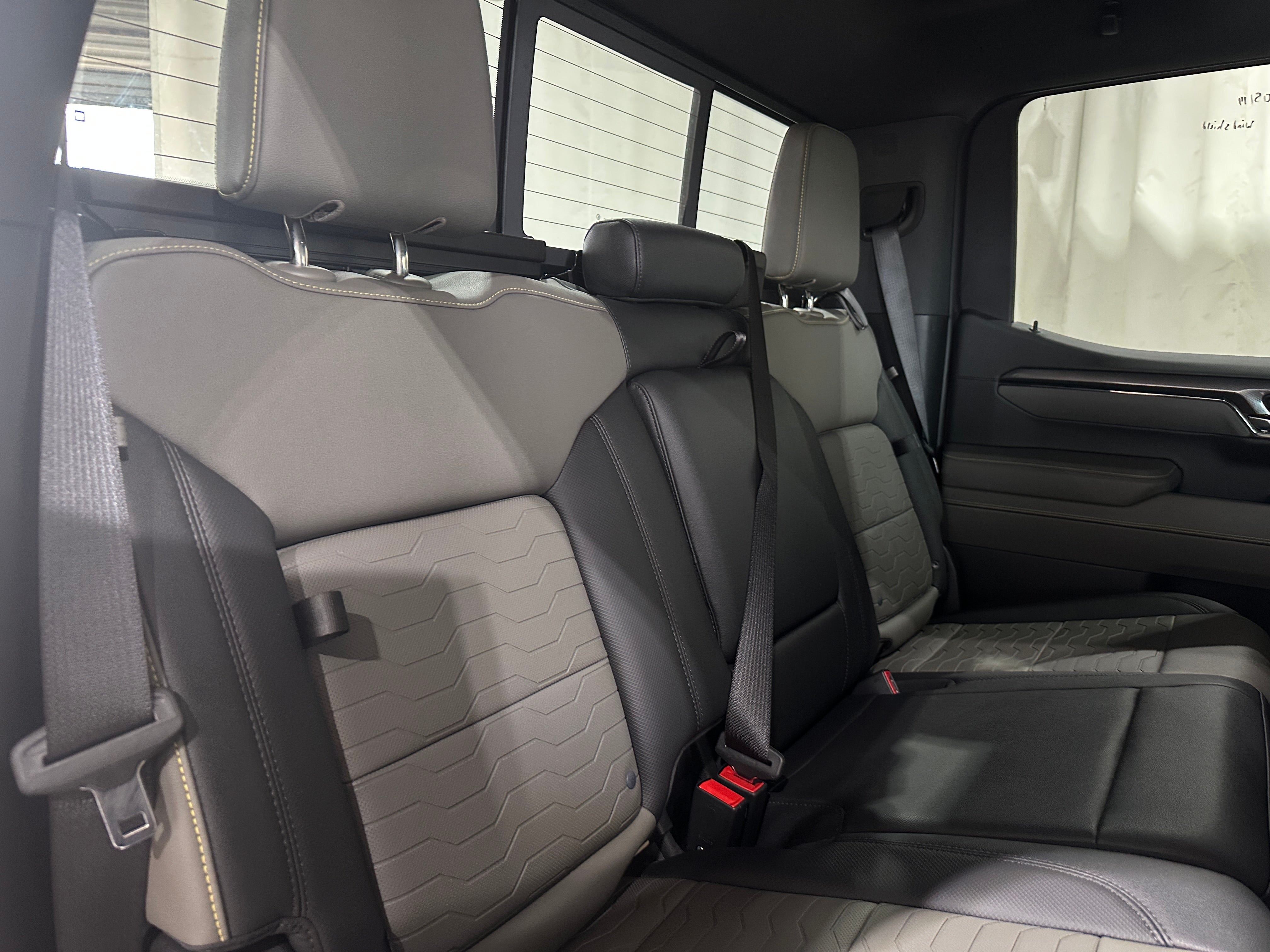 2023 Chevrolet Silverado 1500 ZR2 5